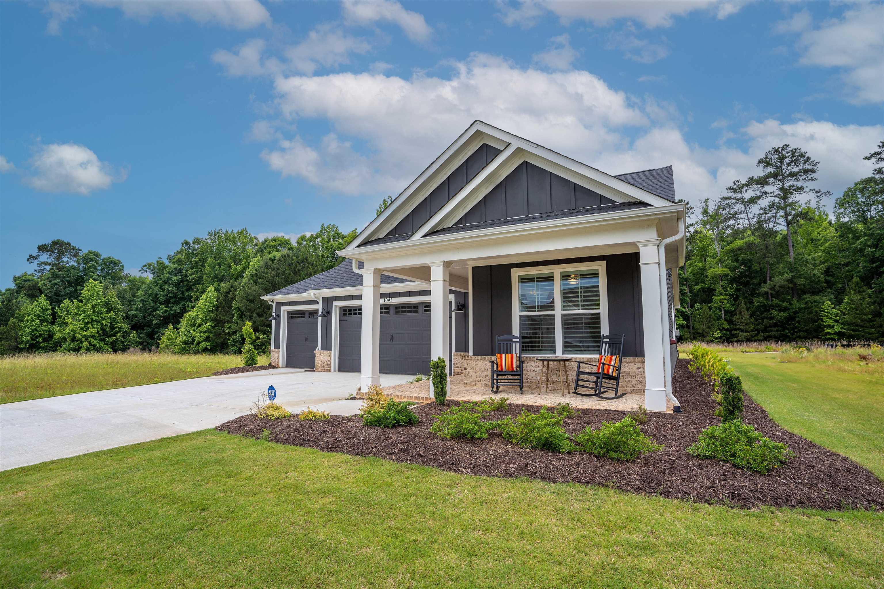 1041 PROVIDENCE LOOP