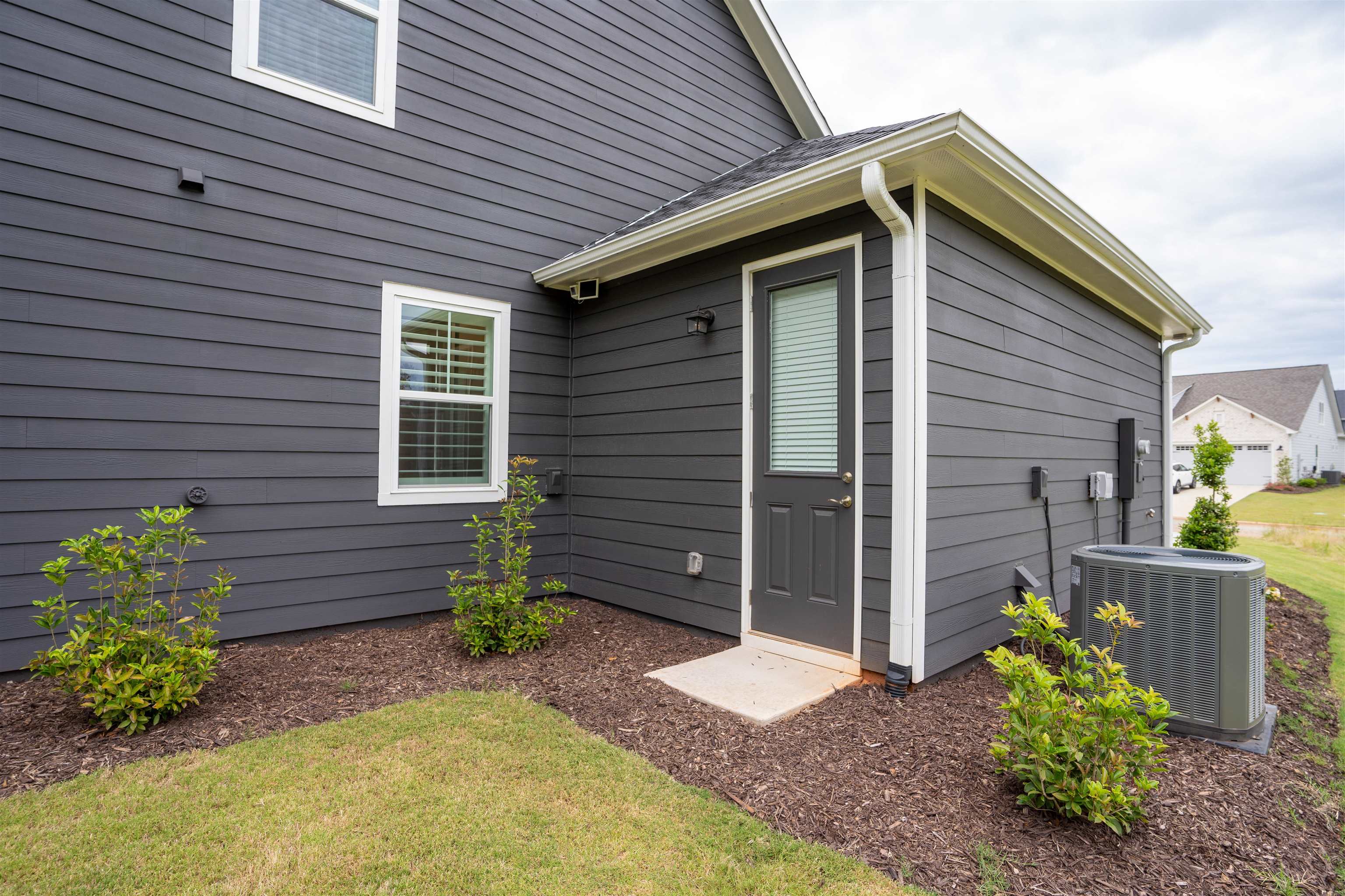 1041 PROVIDENCE LOOP
