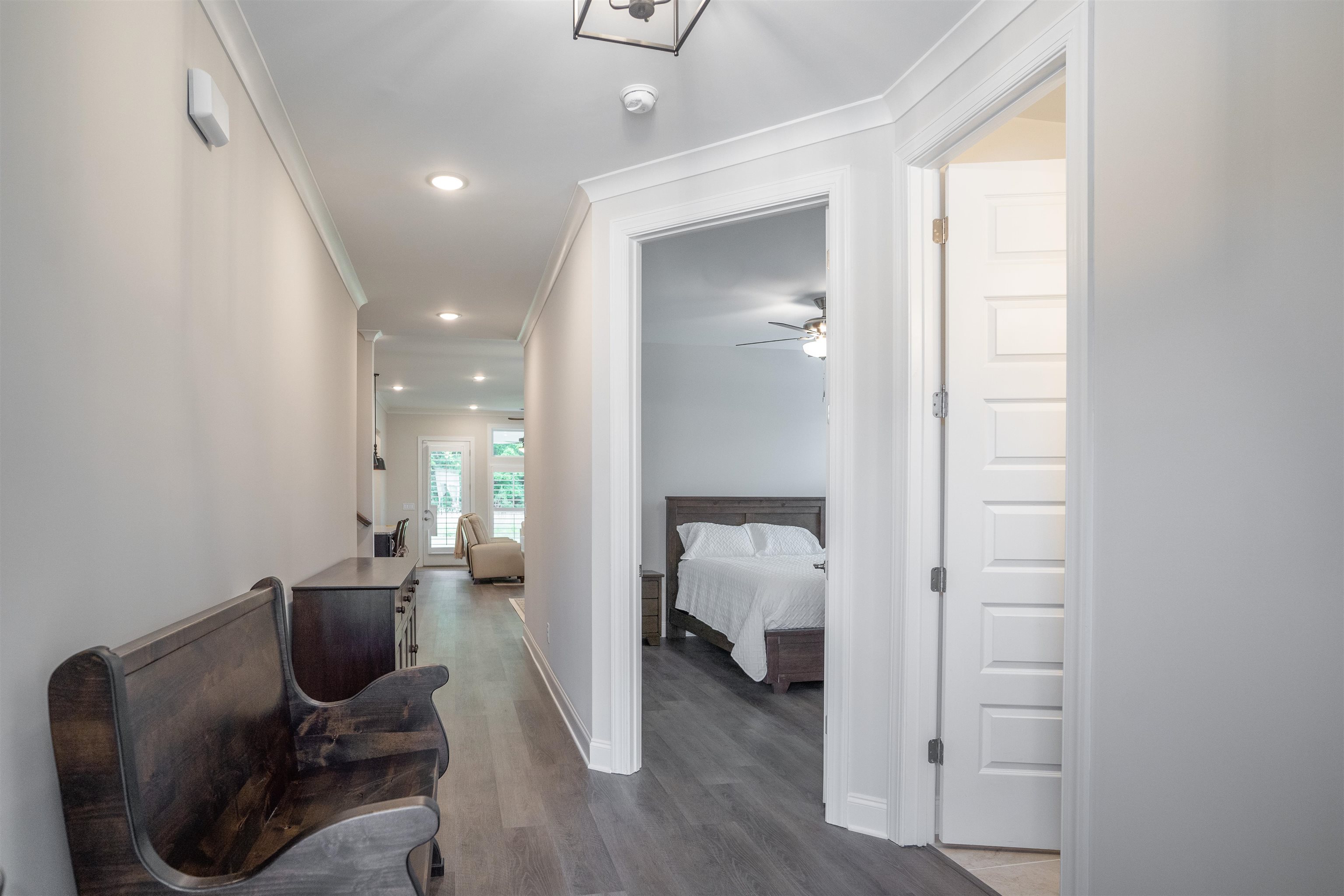 1041 PROVIDENCE LOOP