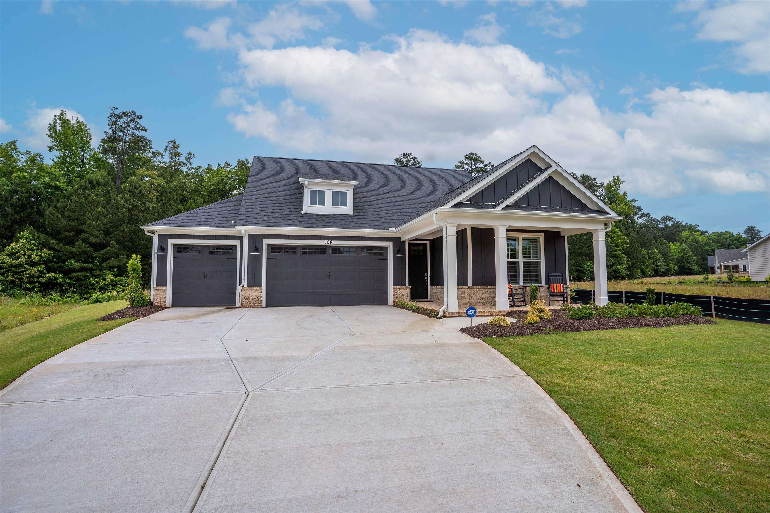1041 PROVIDENCE LOOP