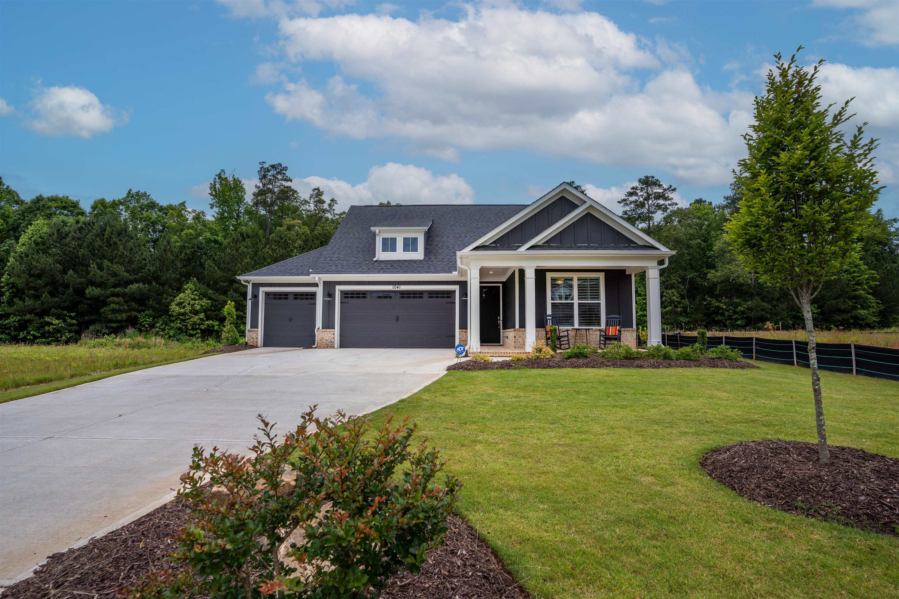 1041 PROVIDENCE LOOP