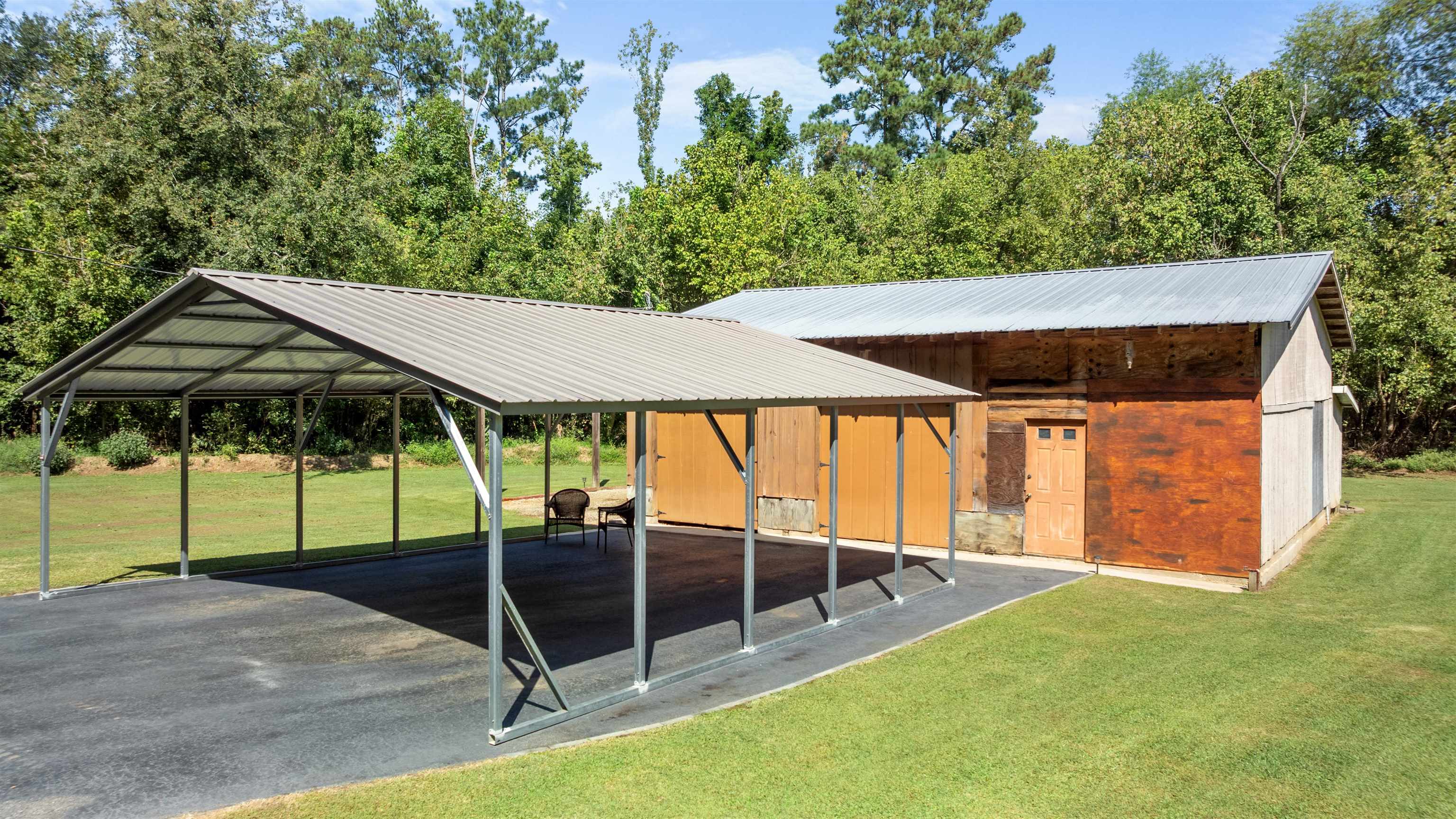 1571 INDIAN WOODS DRIVE