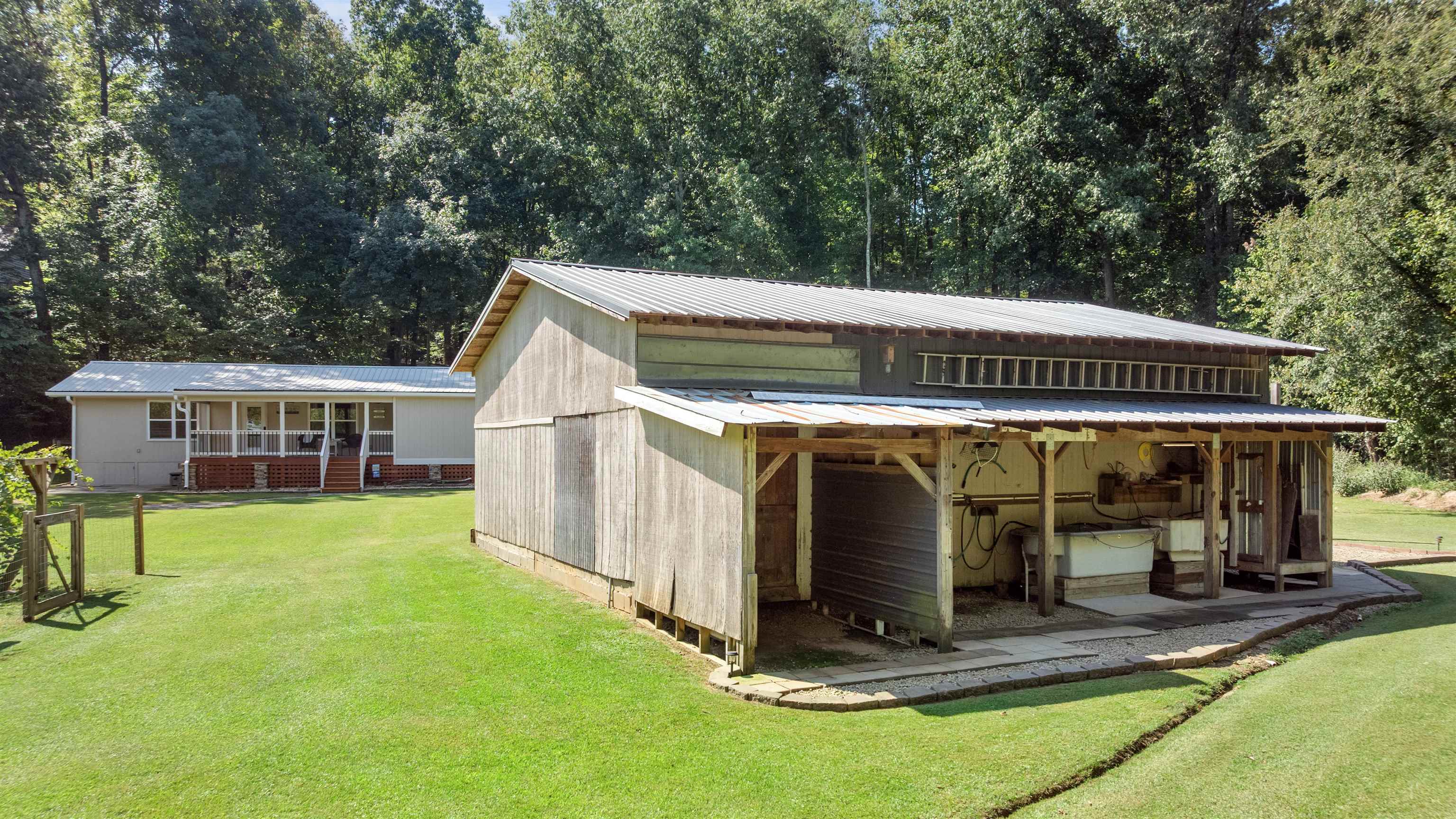 1571 INDIAN WOODS DRIVE