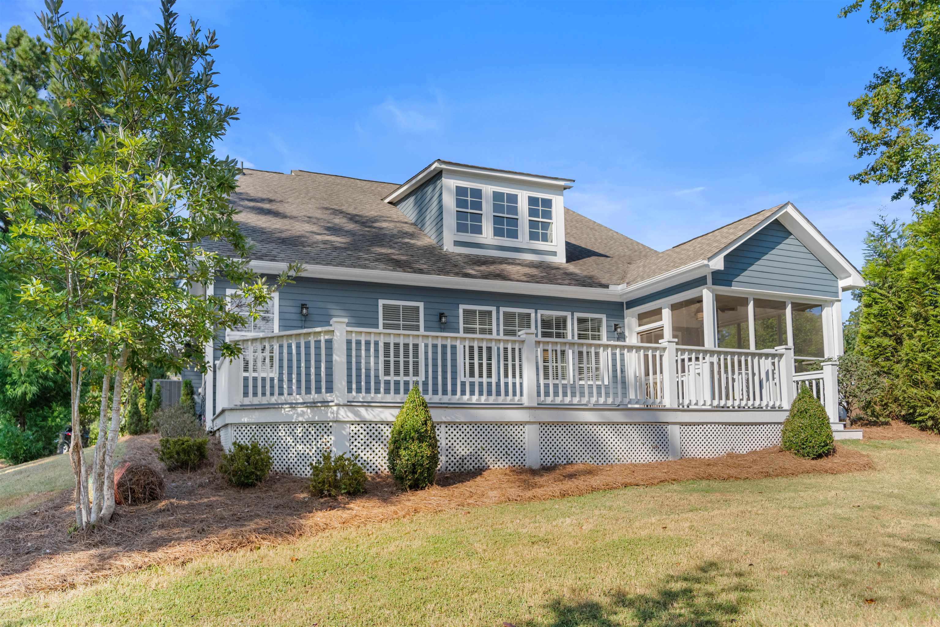 1100 MIRA VISTA COVE