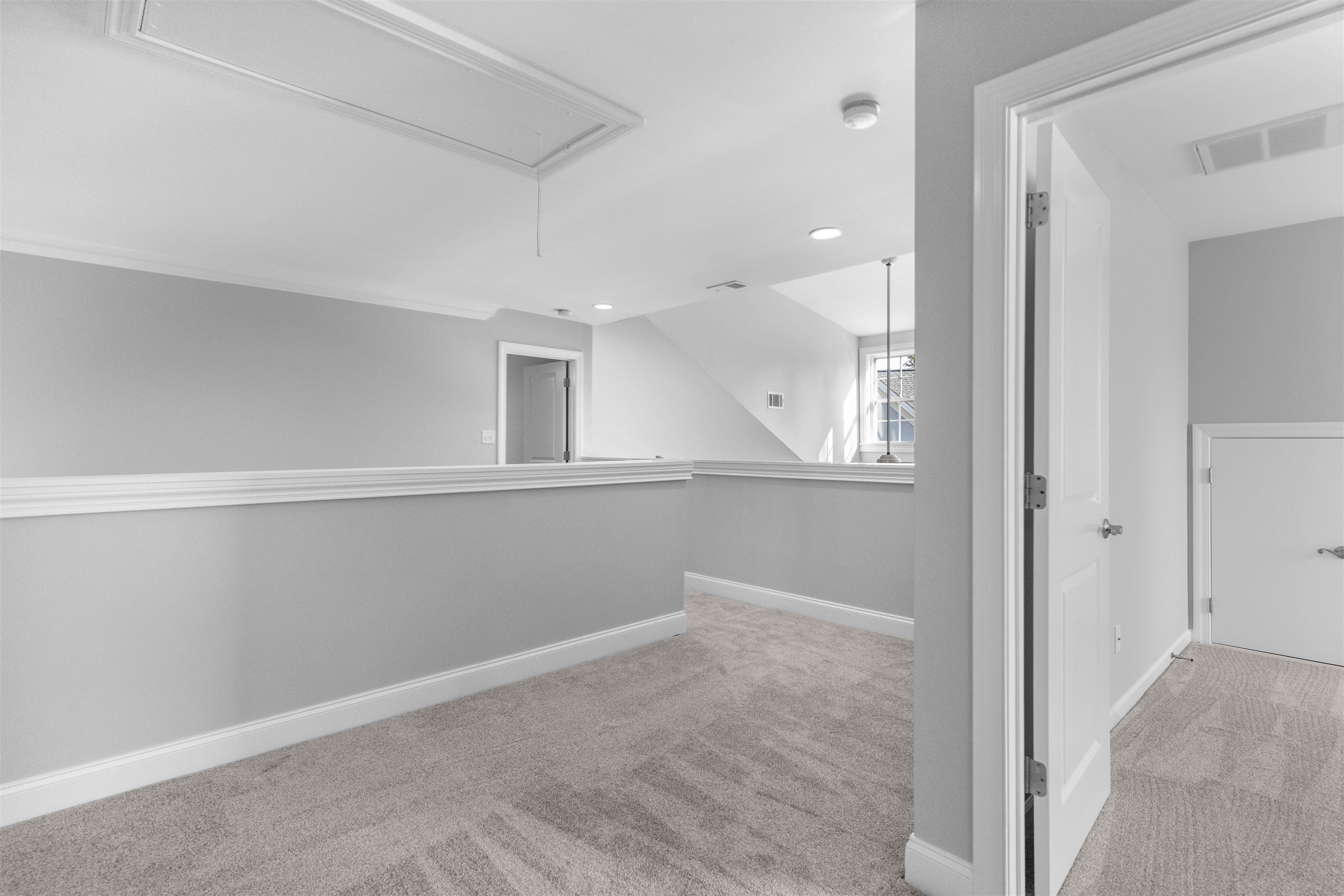 1100 MIRA VISTA COVE