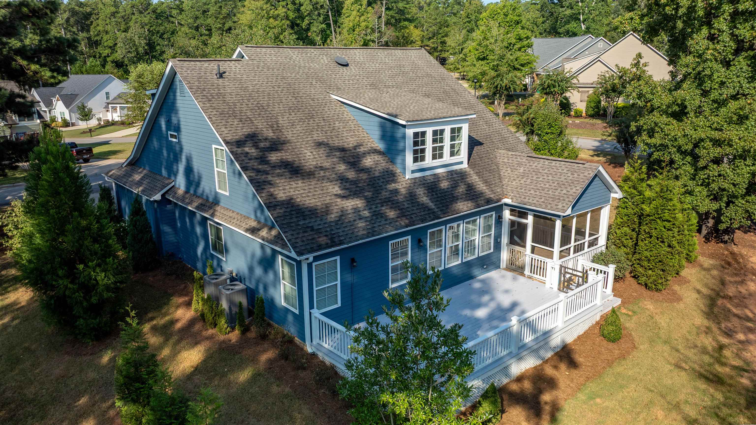 1100 MIRA VISTA COVE