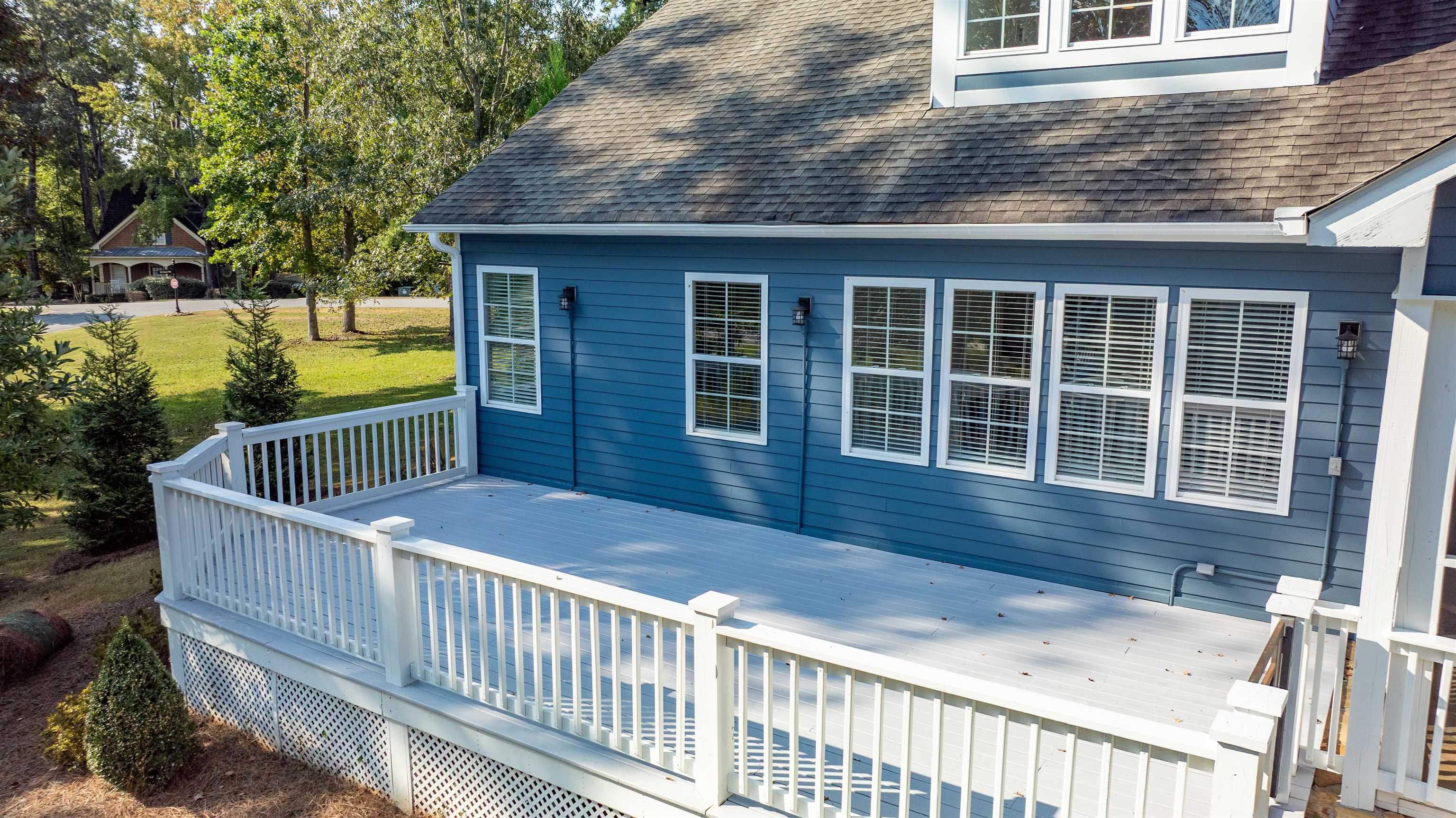 1100 MIRA VISTA COVE