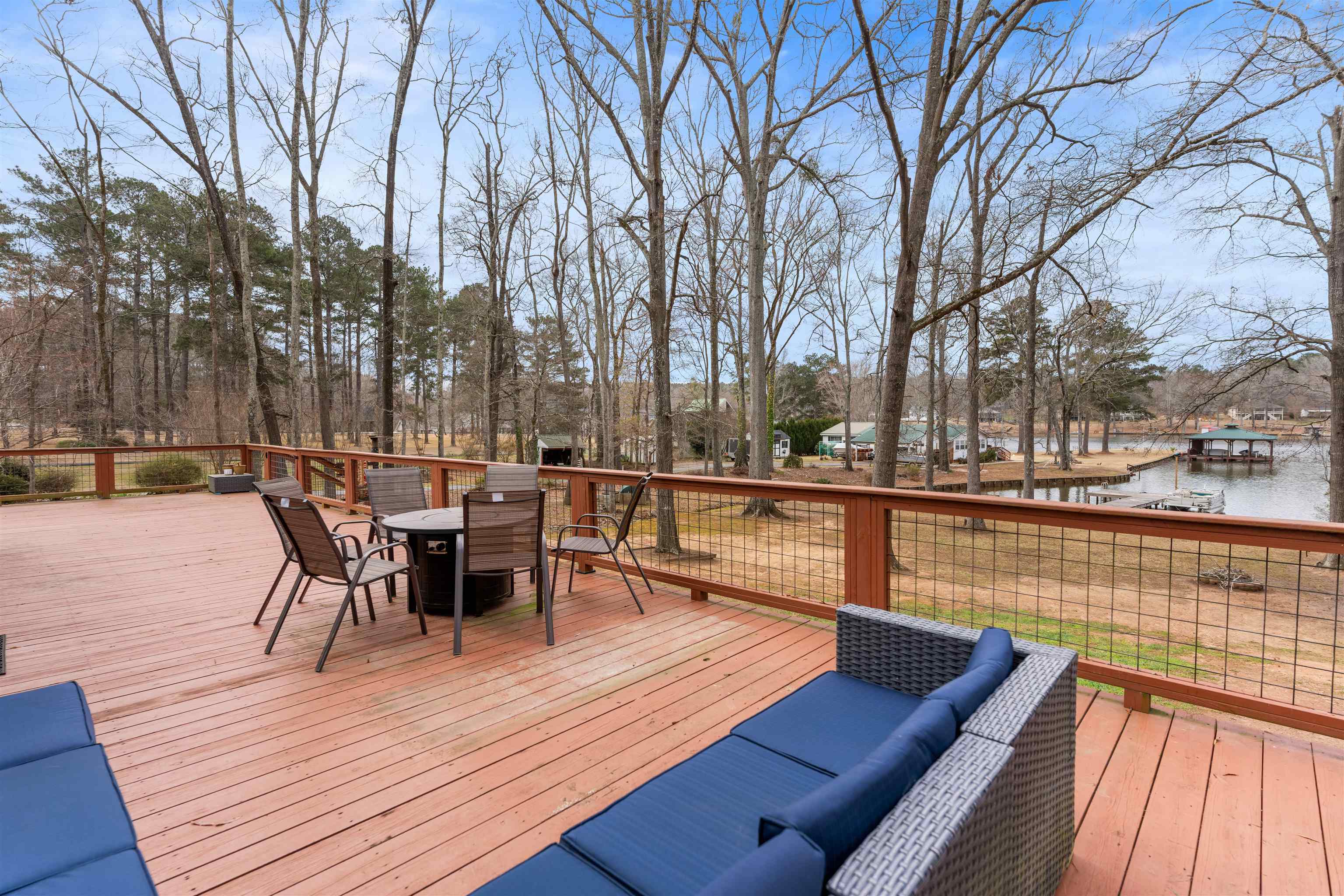 155 ADMIRALITY WAY