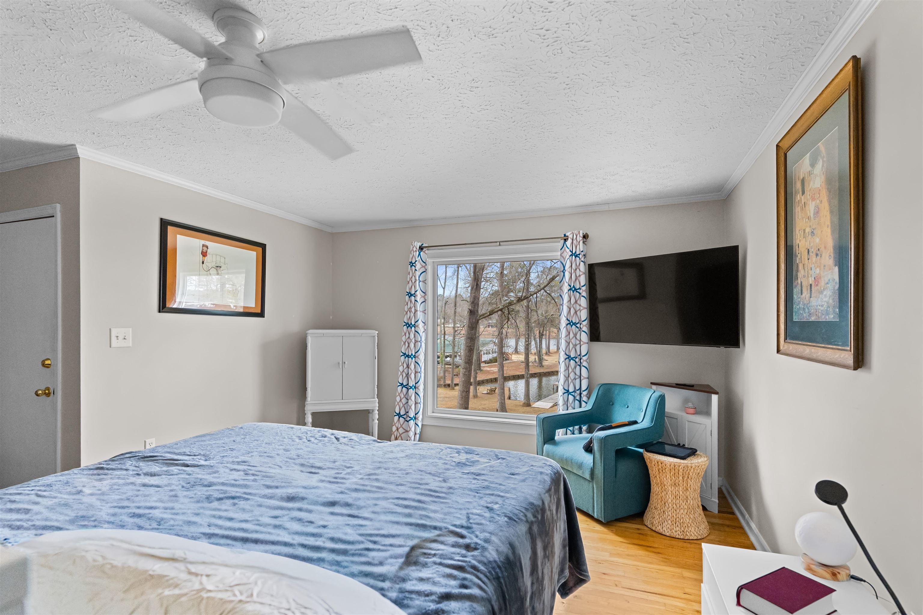 155 ADMIRALITY WAY