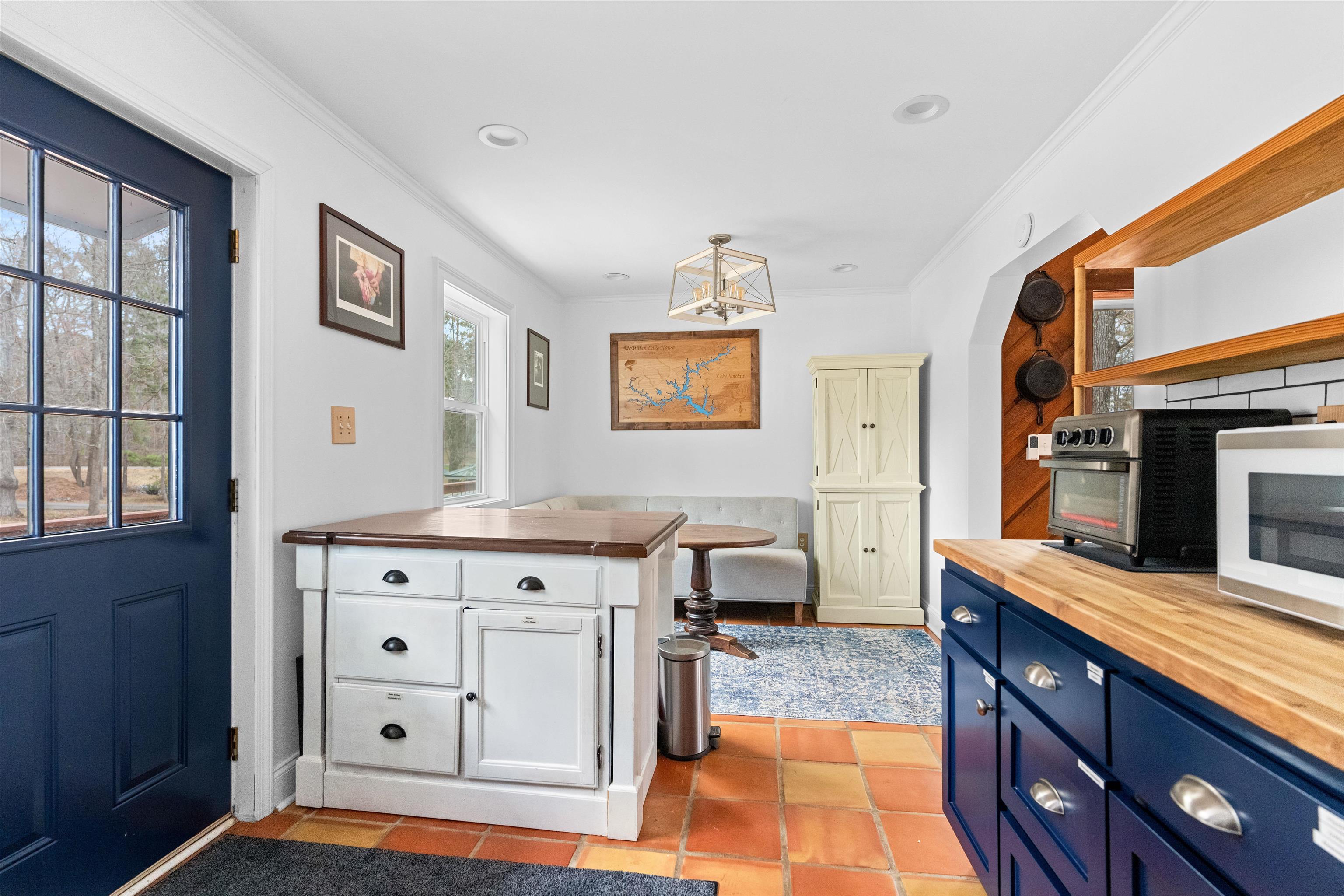 155 ADMIRALITY WAY