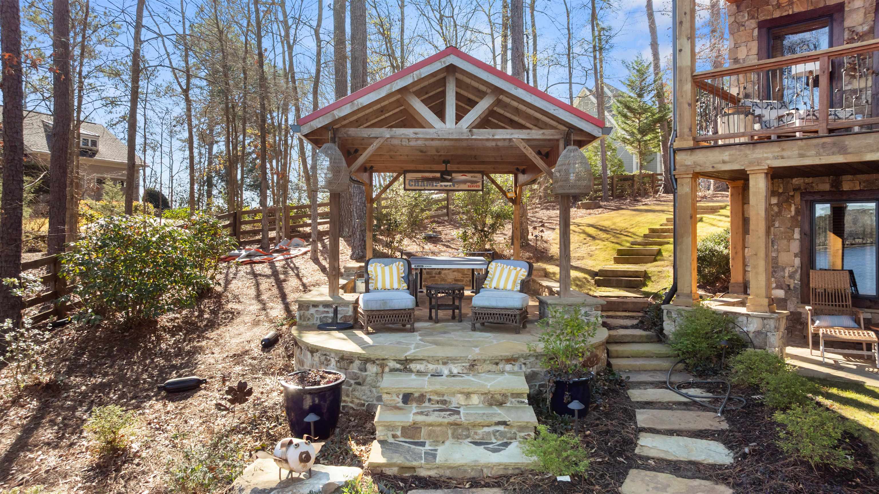 125 ROCK ISLAND LANE