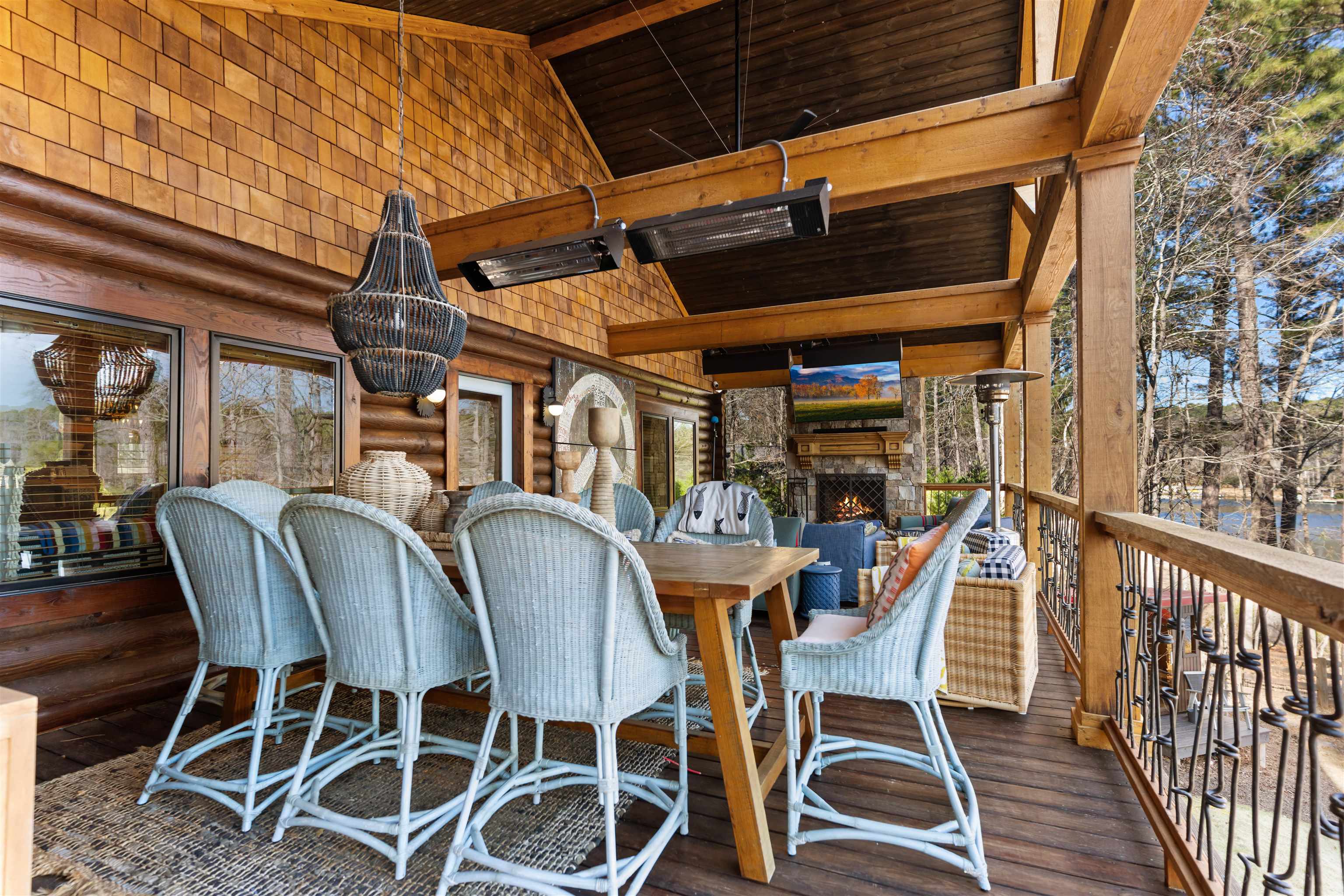 125 ROCK ISLAND LANE