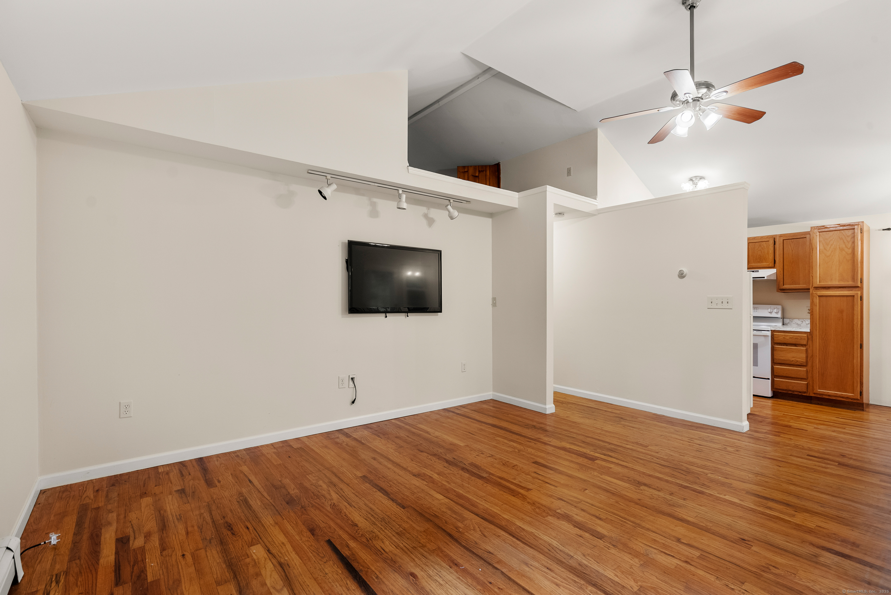 22 Peaceable Street