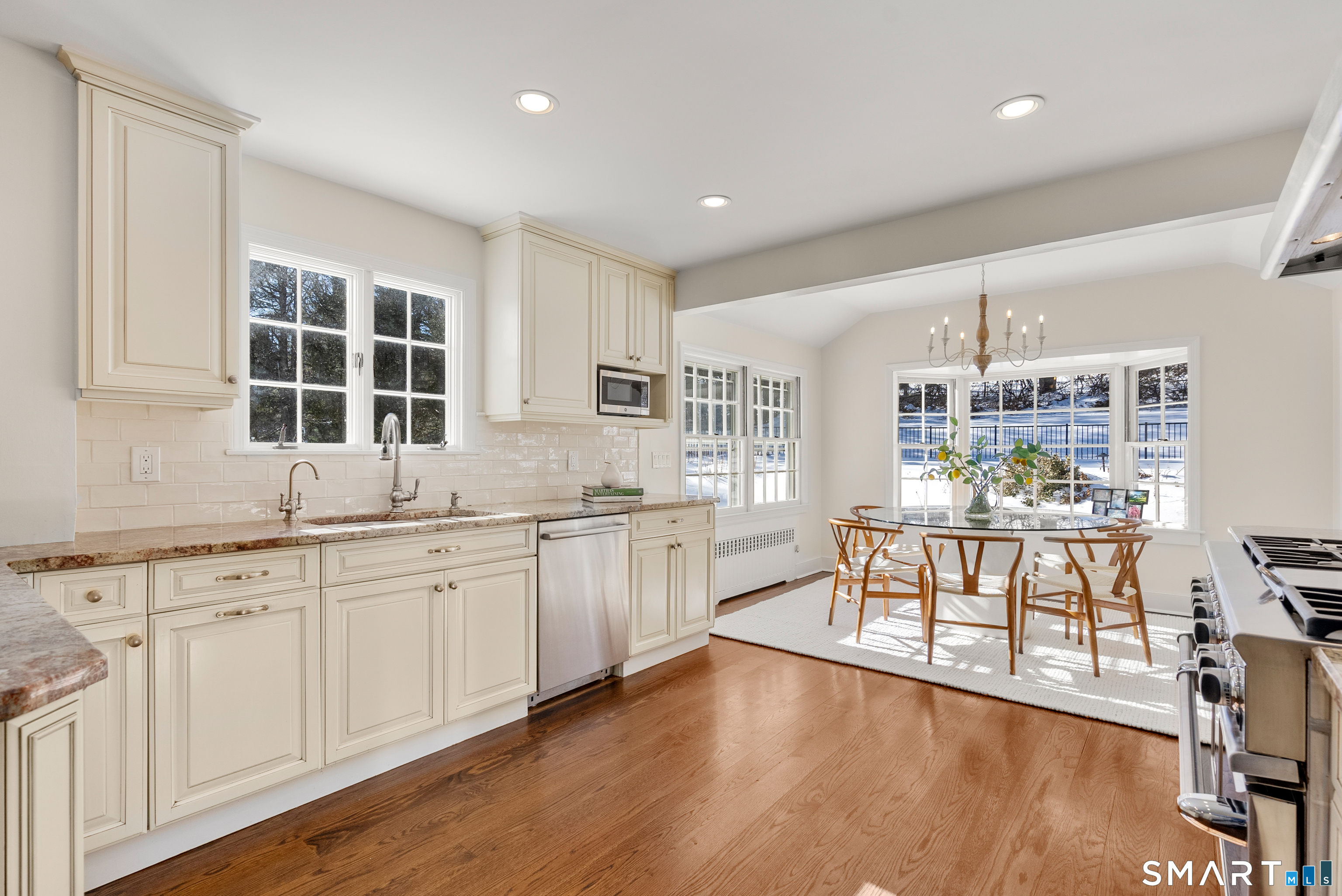 13 River Lane