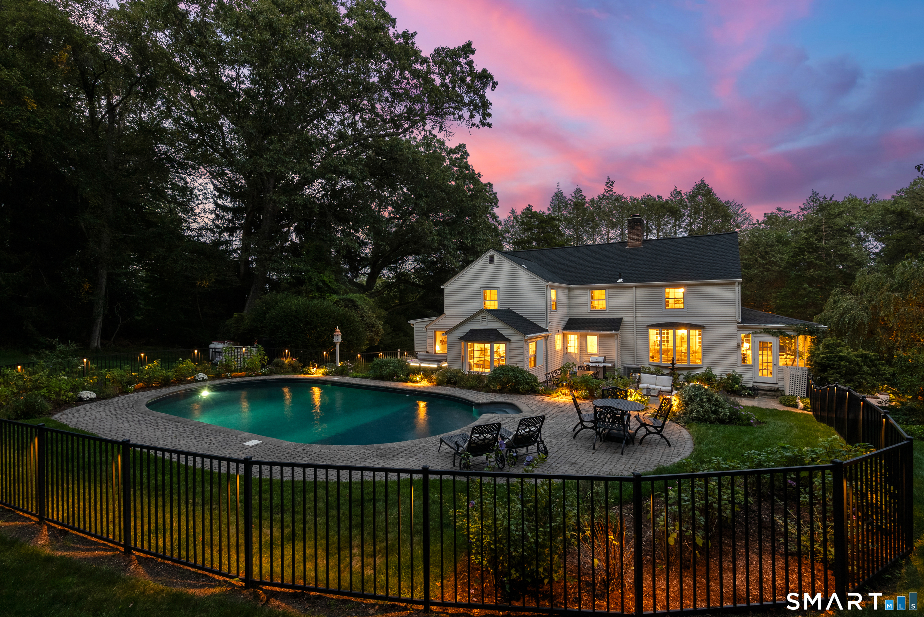 13 River Lane