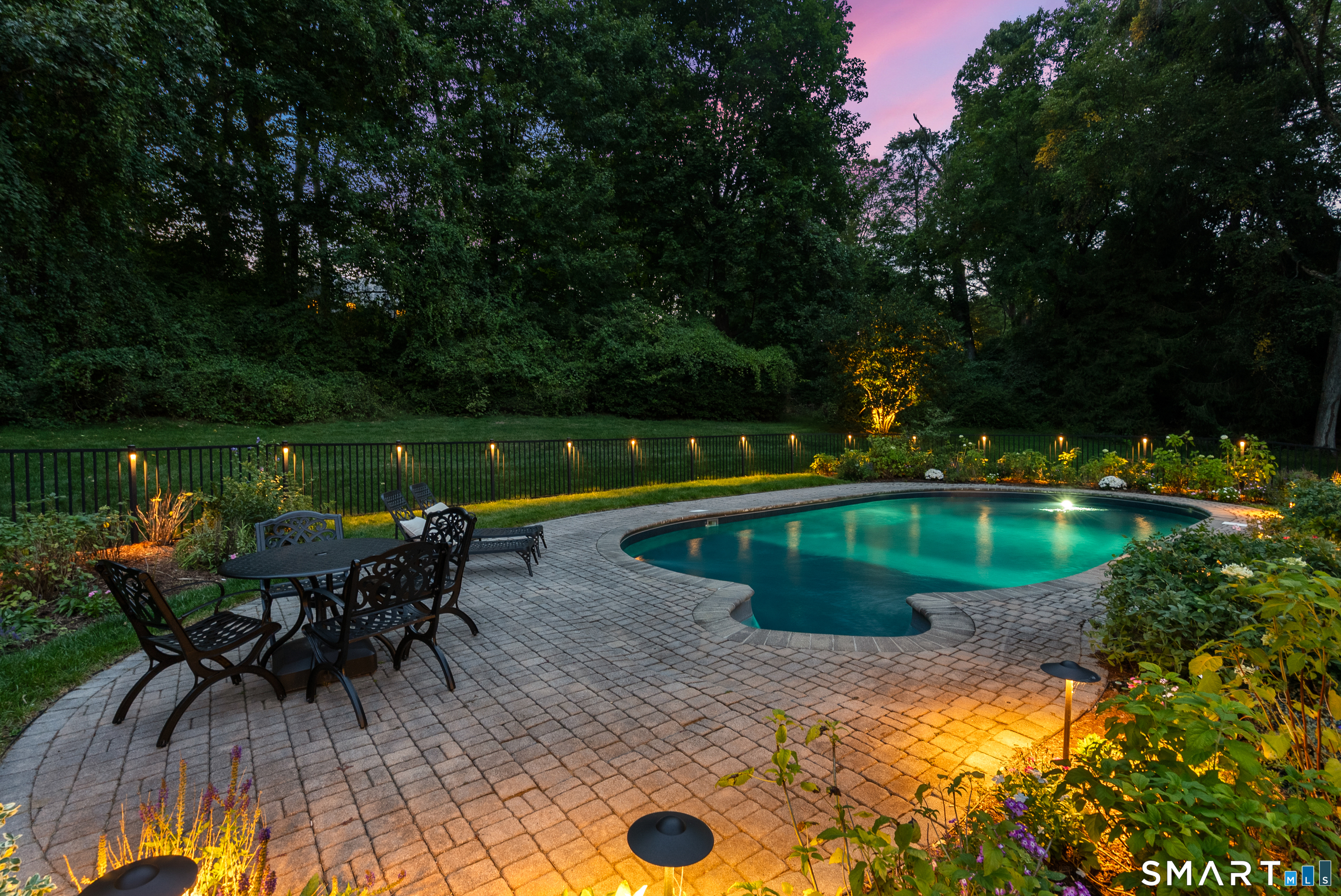 13 River Lane