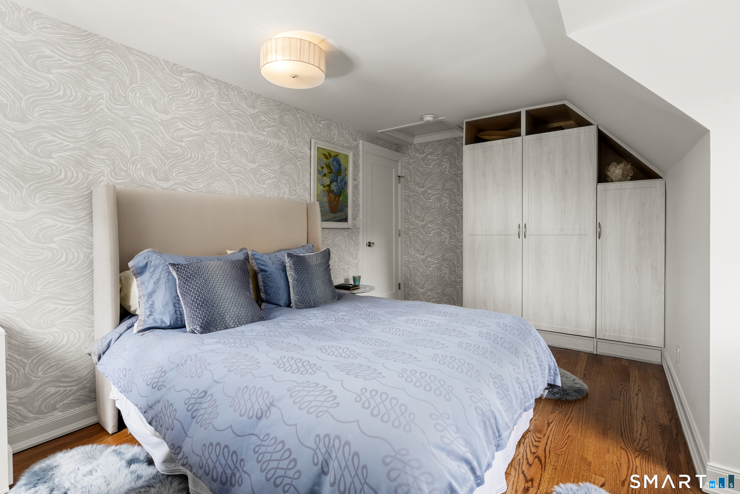 50 Kings Highway South