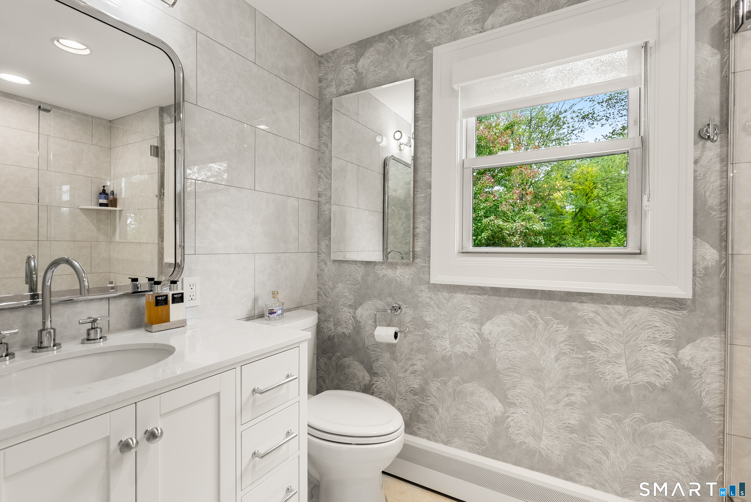 50 Kings Highway South