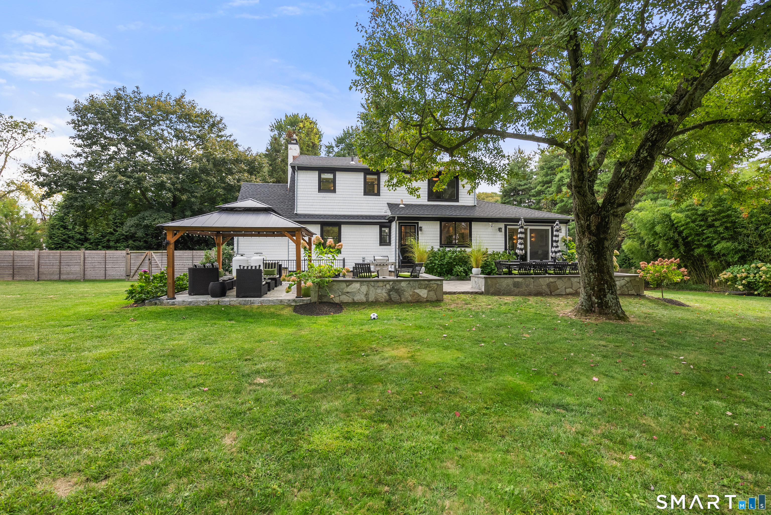 50 Kings Highway South