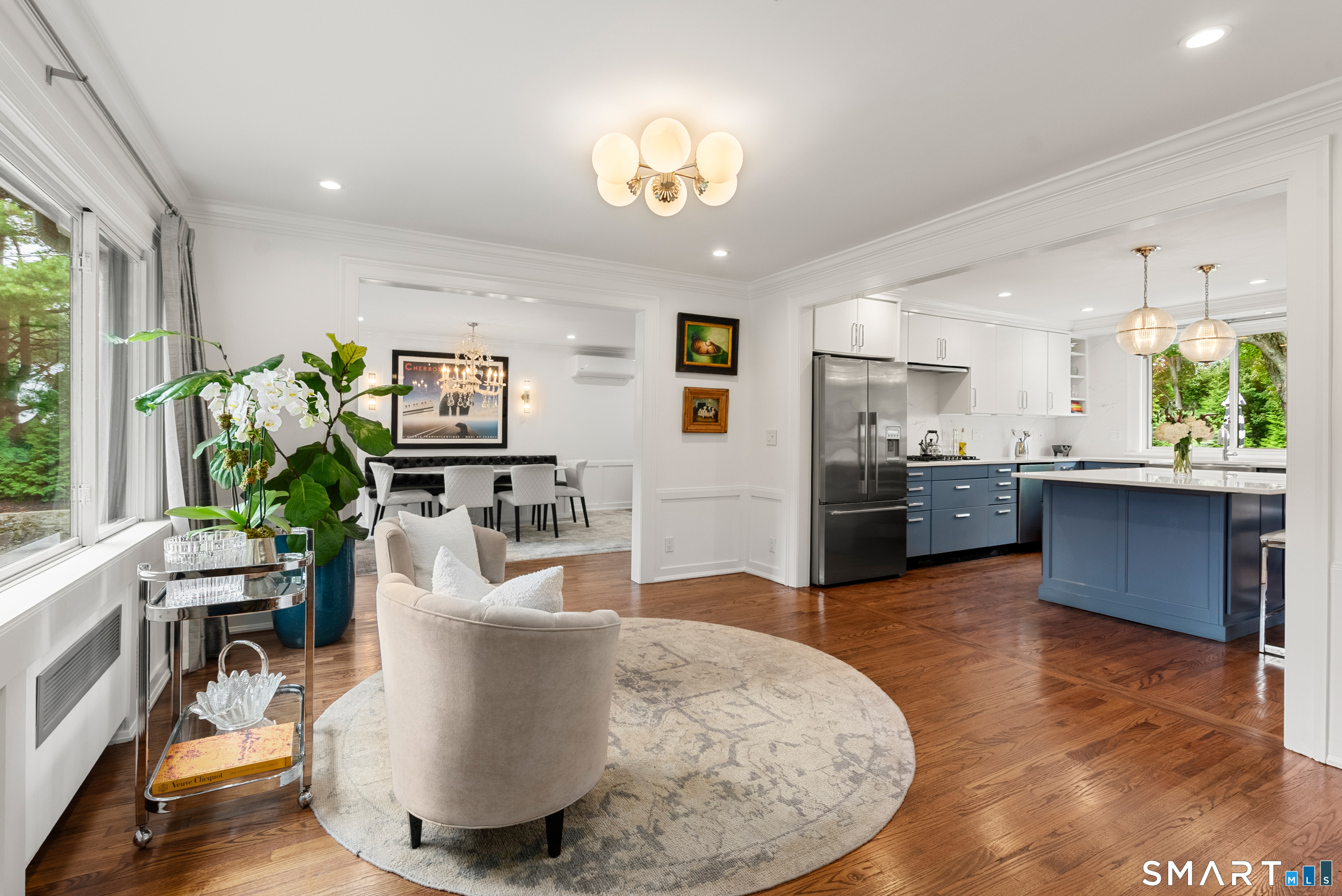 50 Kings Highway South