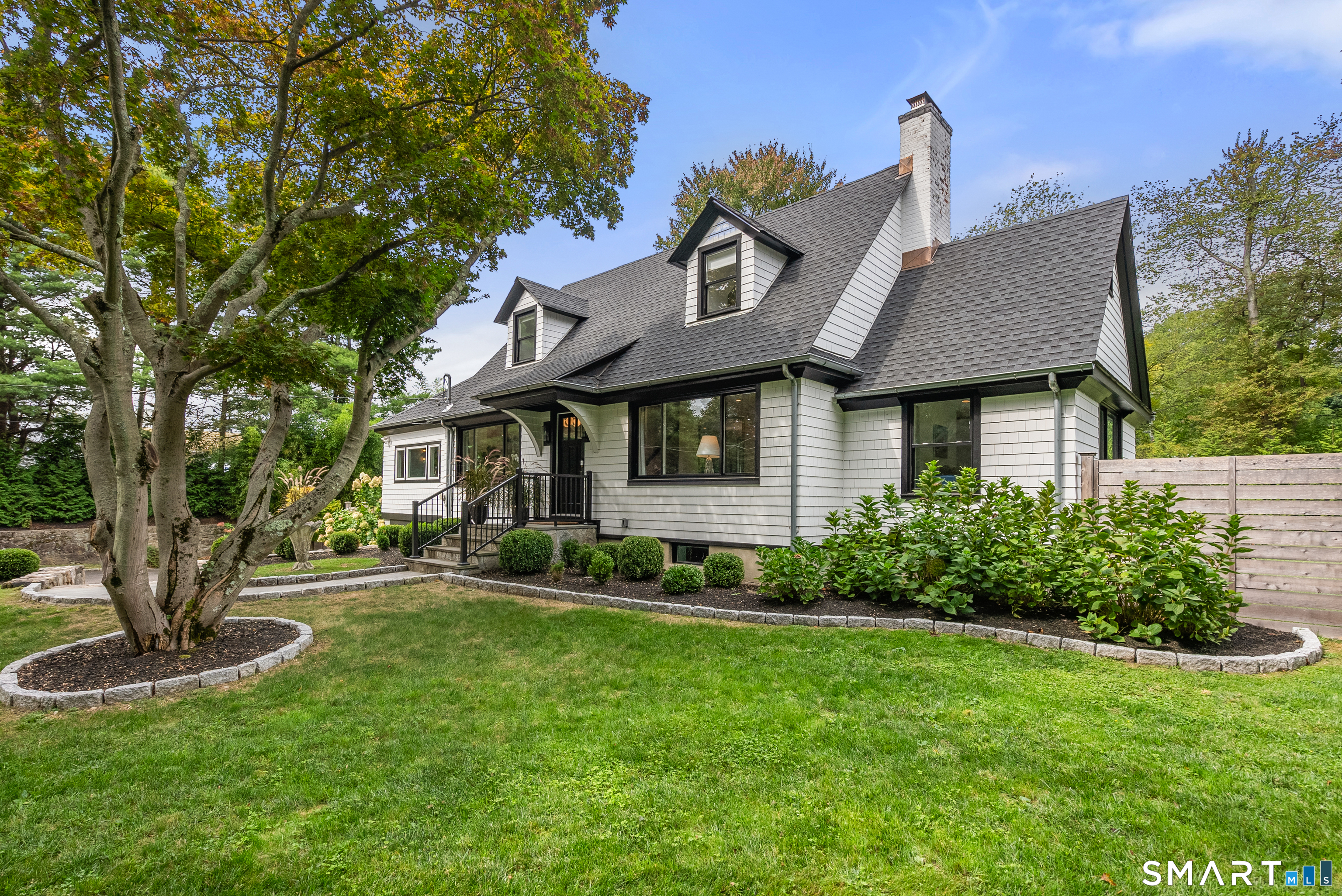 50 Kings Highway South