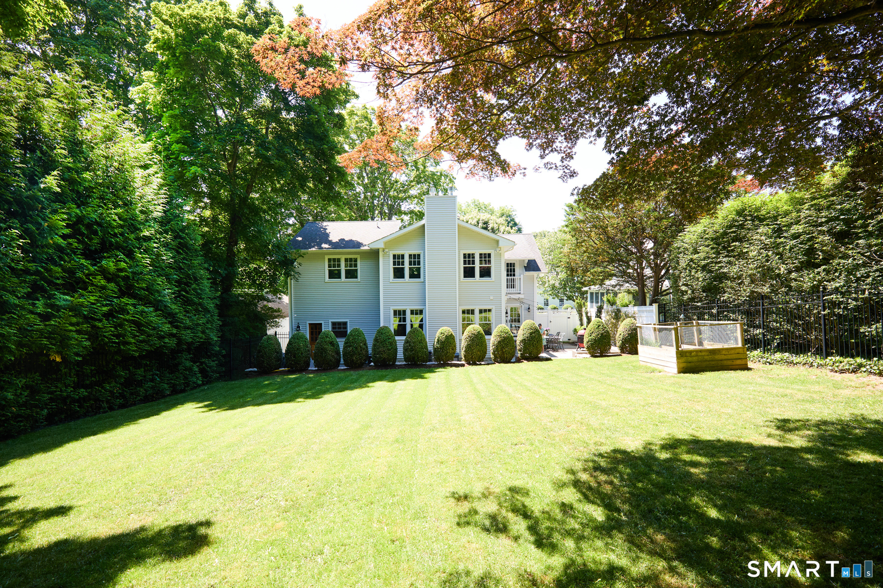 4 Raymond Place
