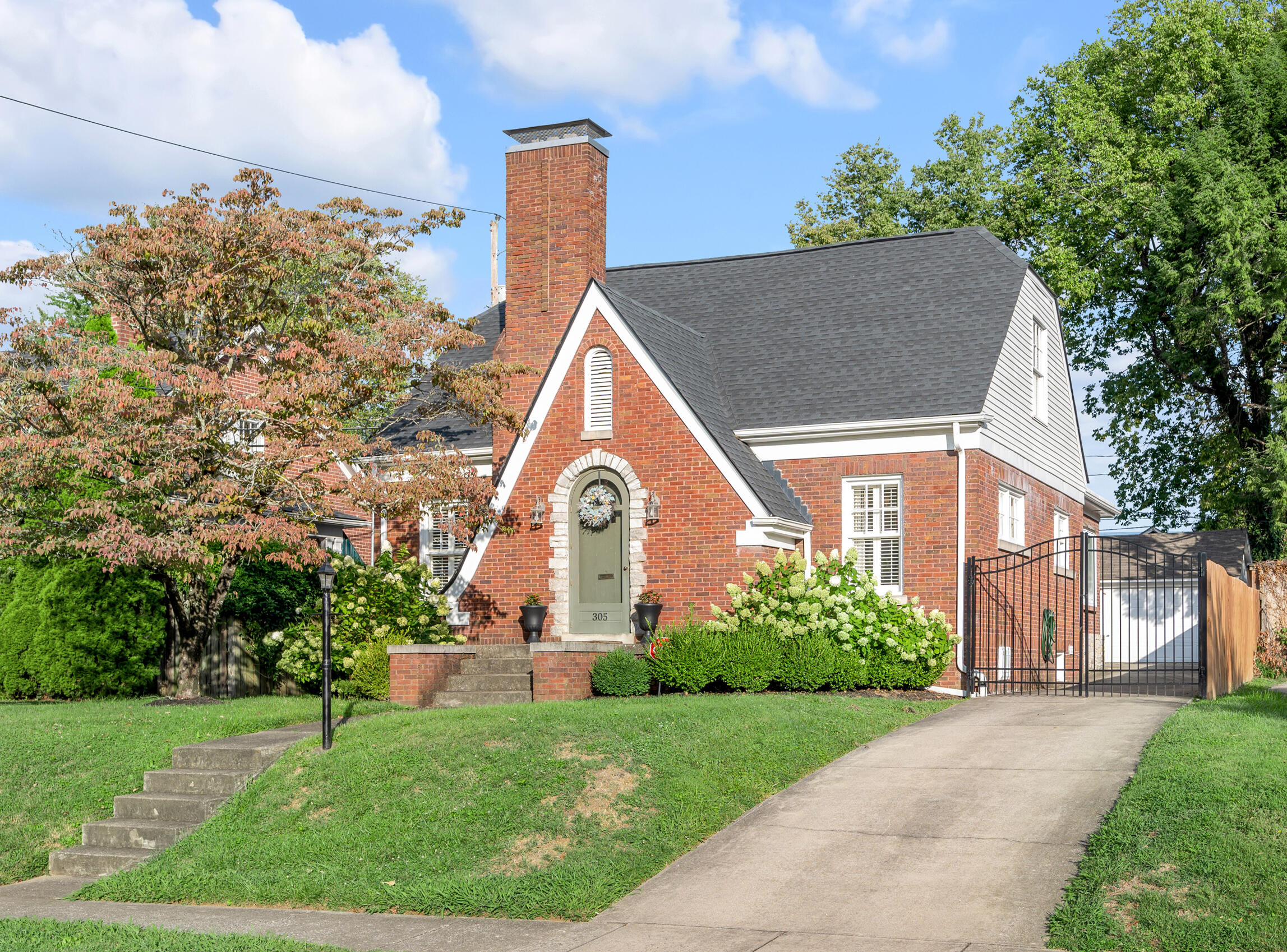 305 Dudley Road