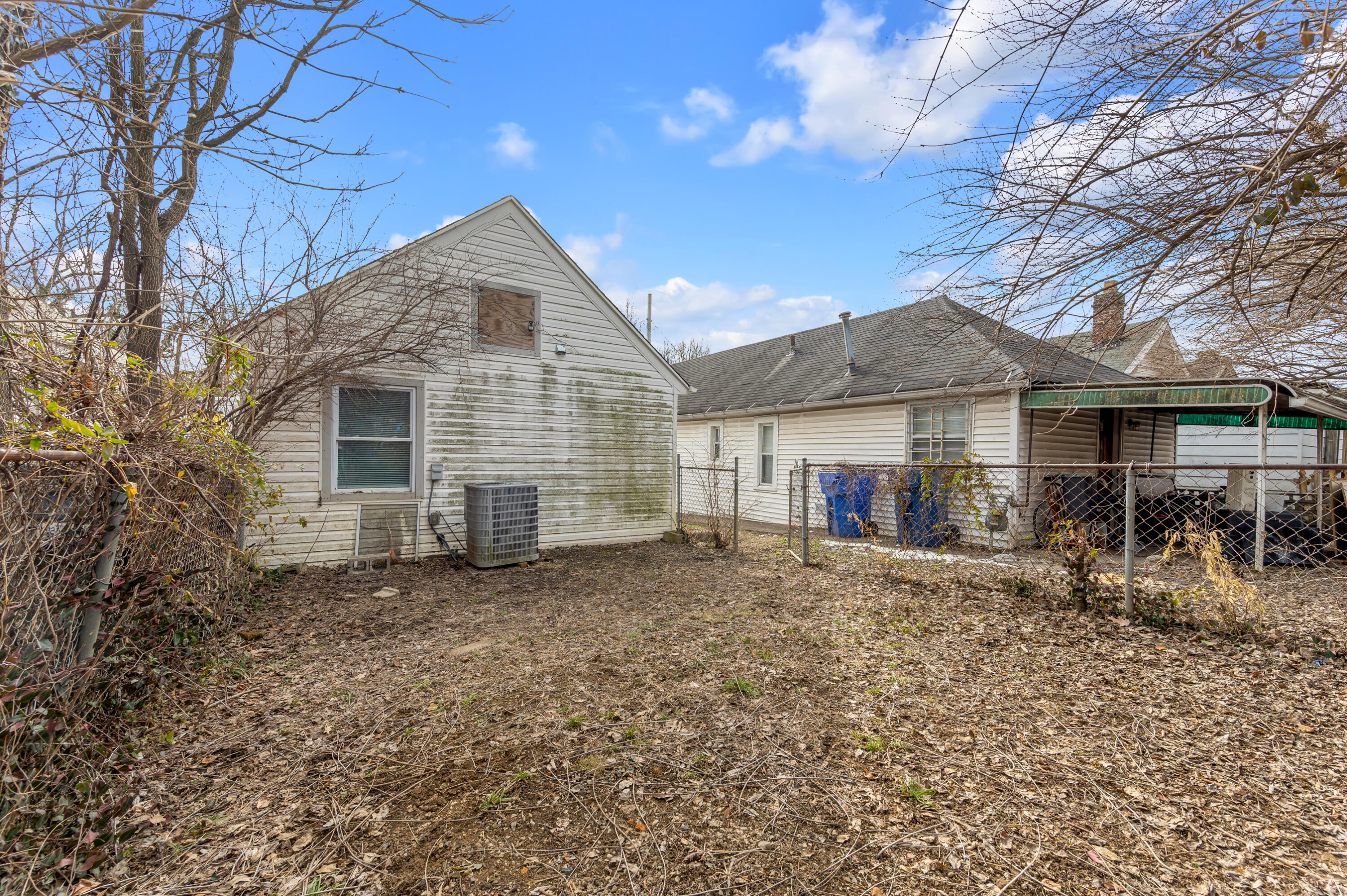 557 Ohio Street