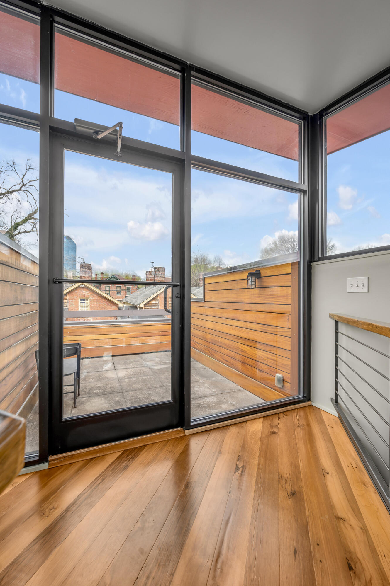 420 Lawrence Street, 102