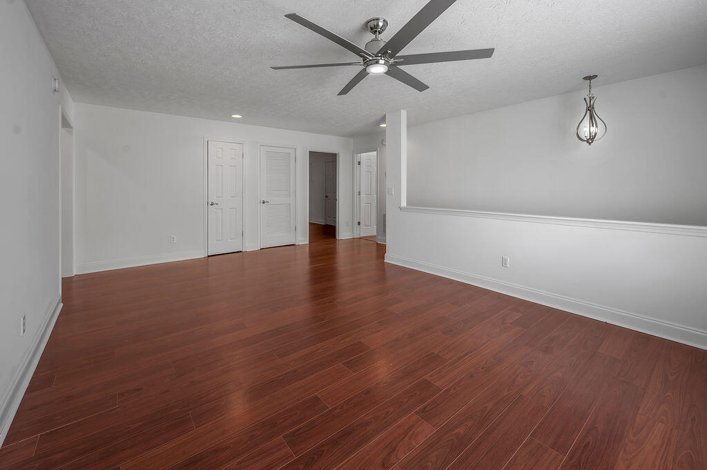 2868 Majestic View Walk