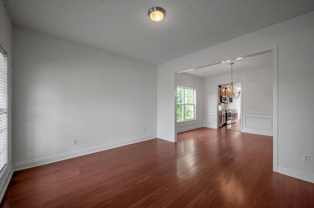 2868 Majestic View Walk