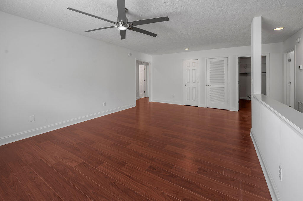 2868 Majestic View Walk