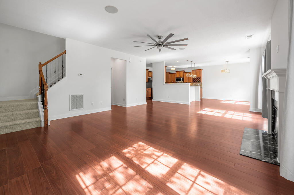 2868 Majestic View Walk