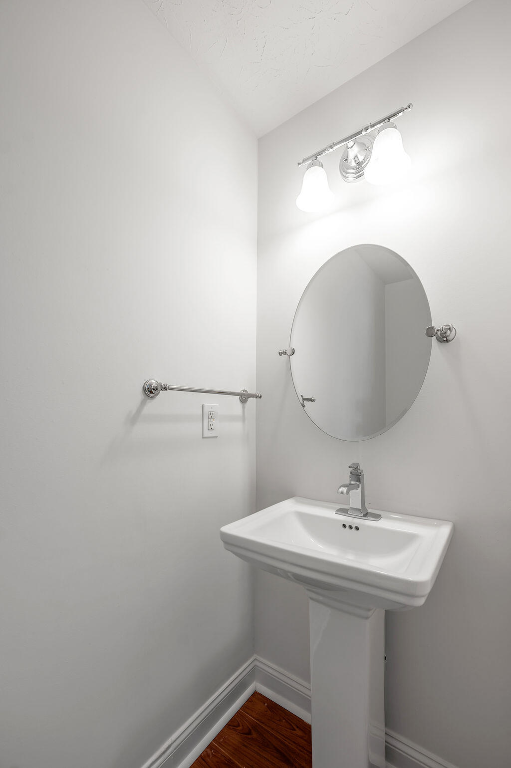 2868 Majestic View Walk