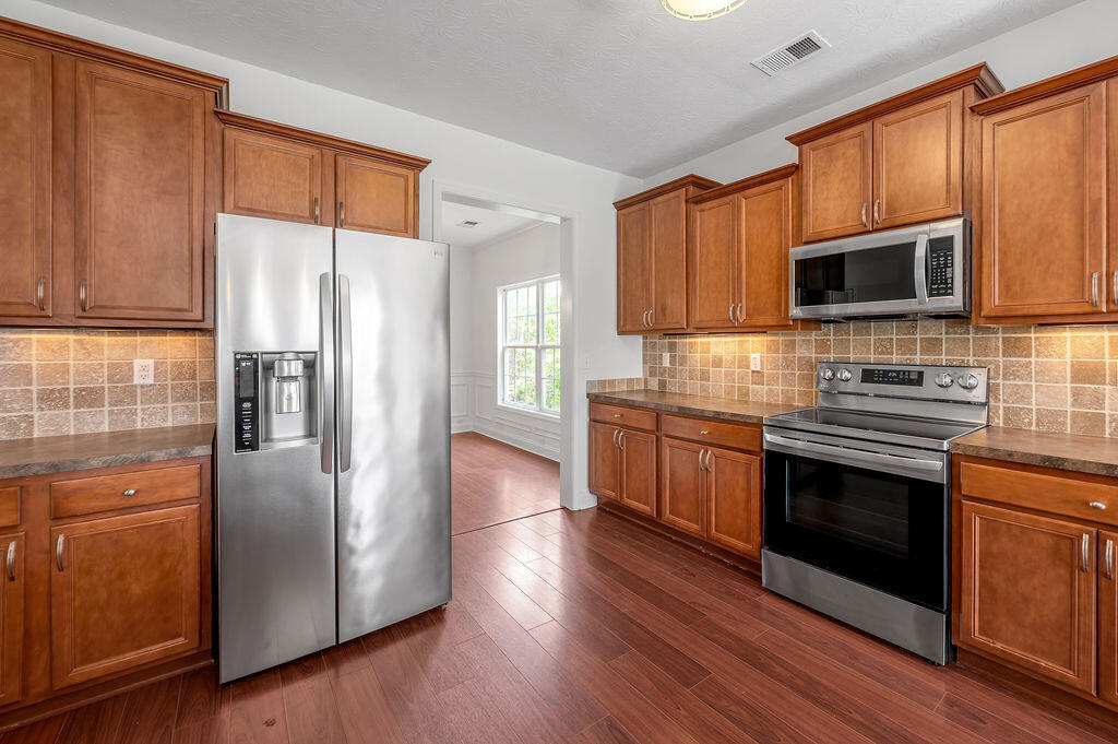 2868 Majestic View Walk