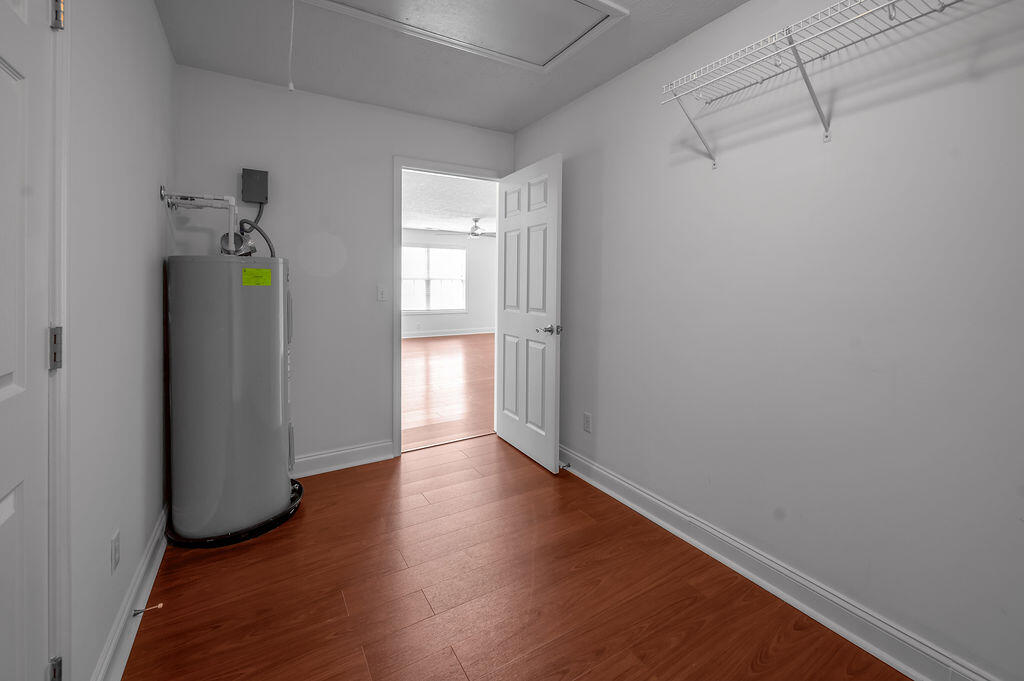 2868 Majestic View Walk