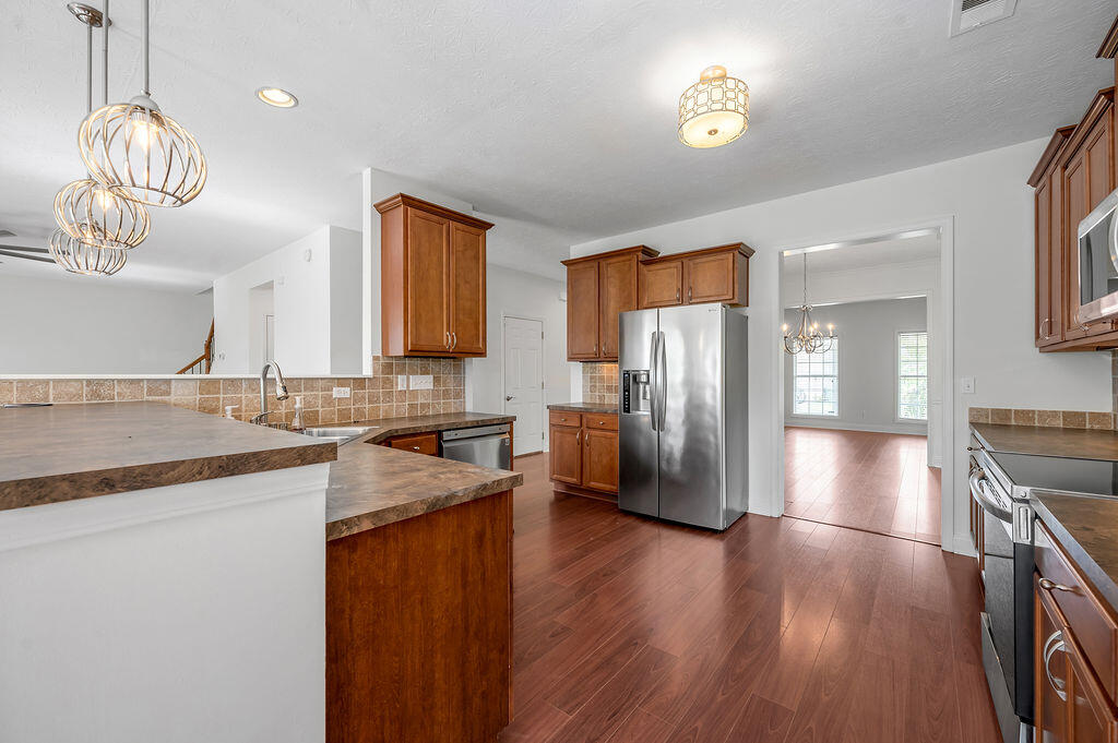 2868 Majestic View Walk