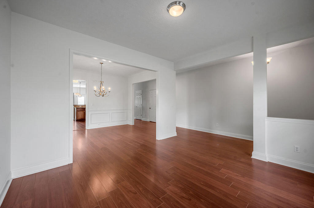 2868 Majestic View Walk