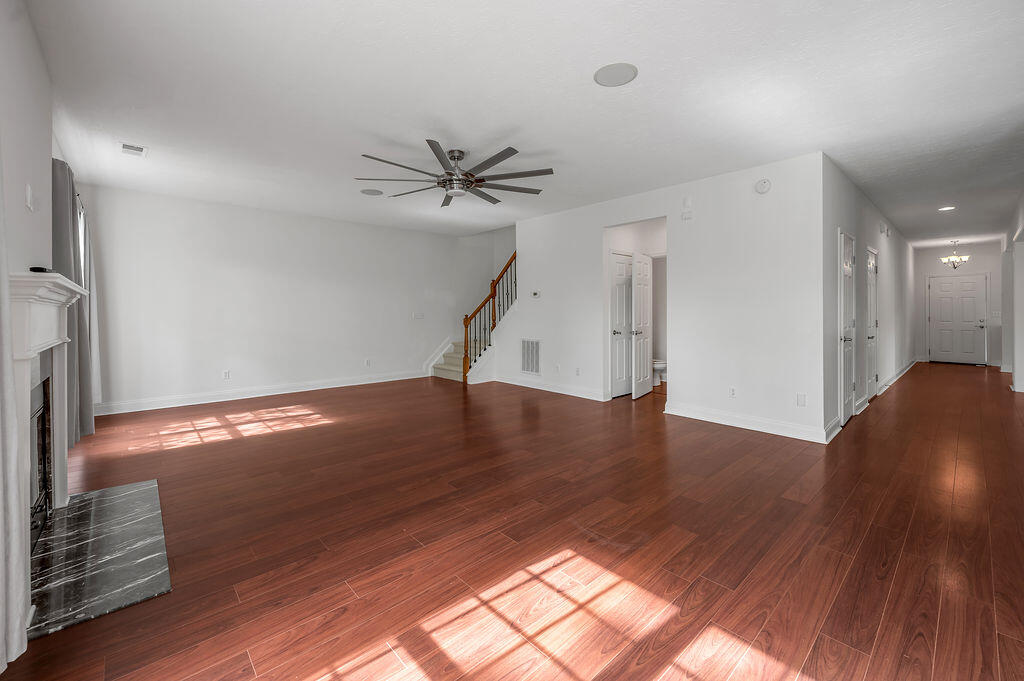 2868 Majestic View Walk