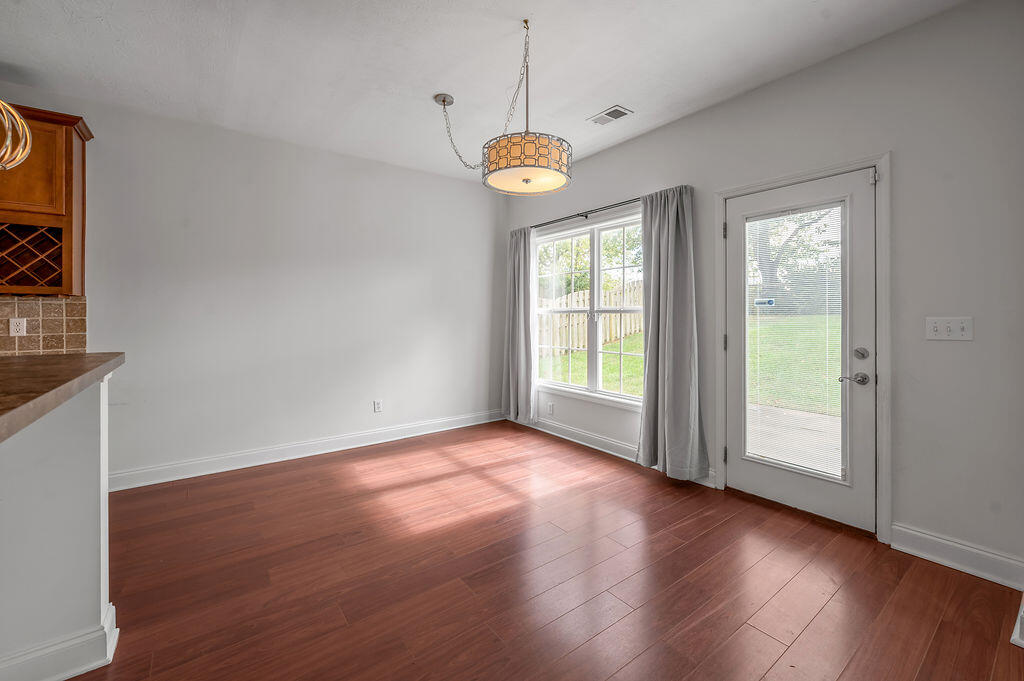 2868 Majestic View Walk