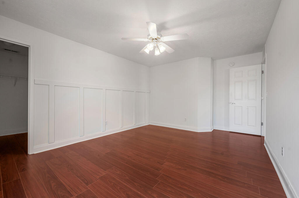 2868 Majestic View Walk