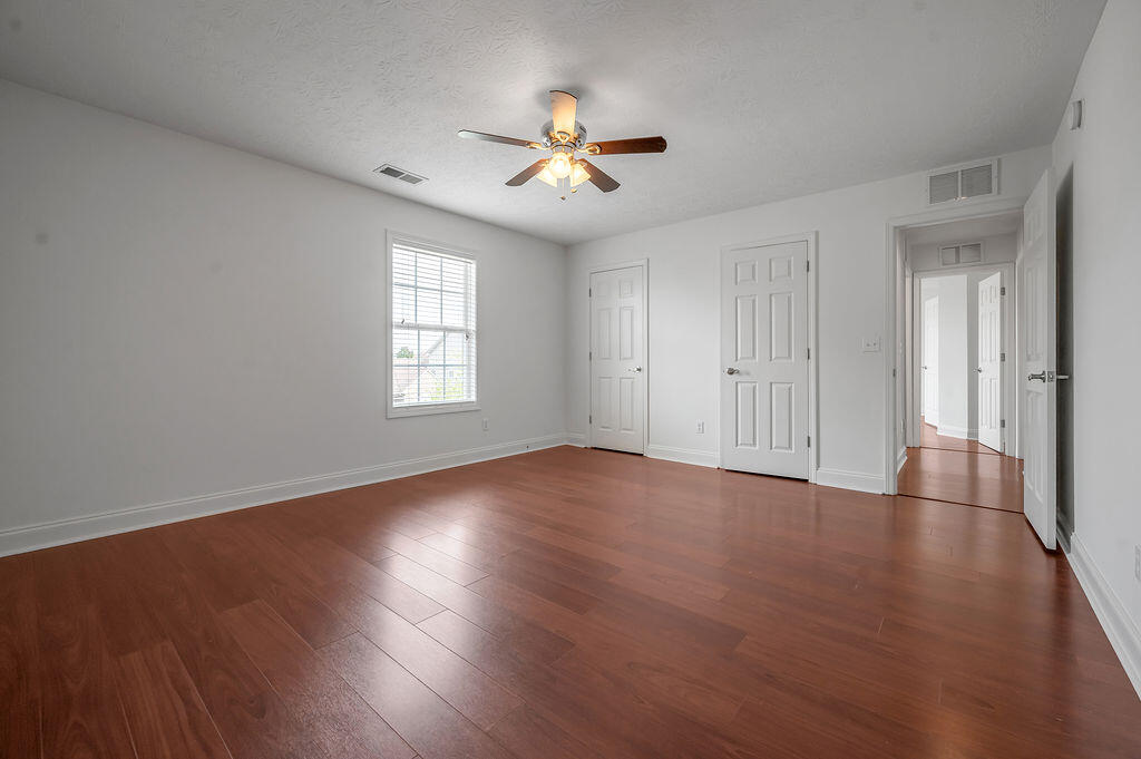 2868 Majestic View Walk