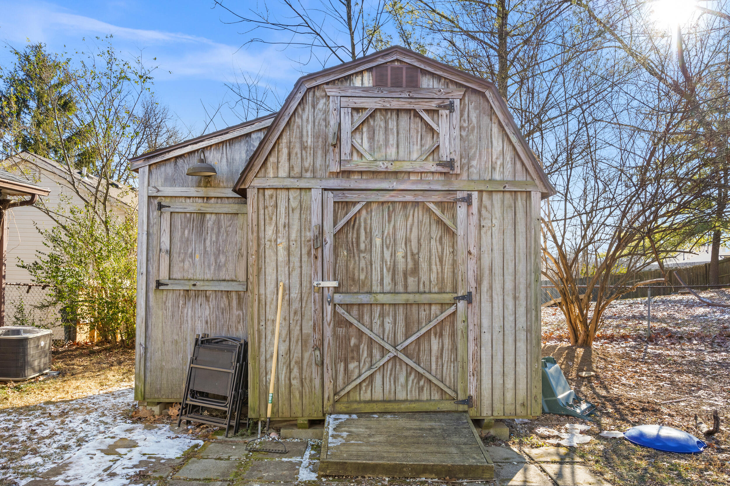 3400 Colonnade Drive