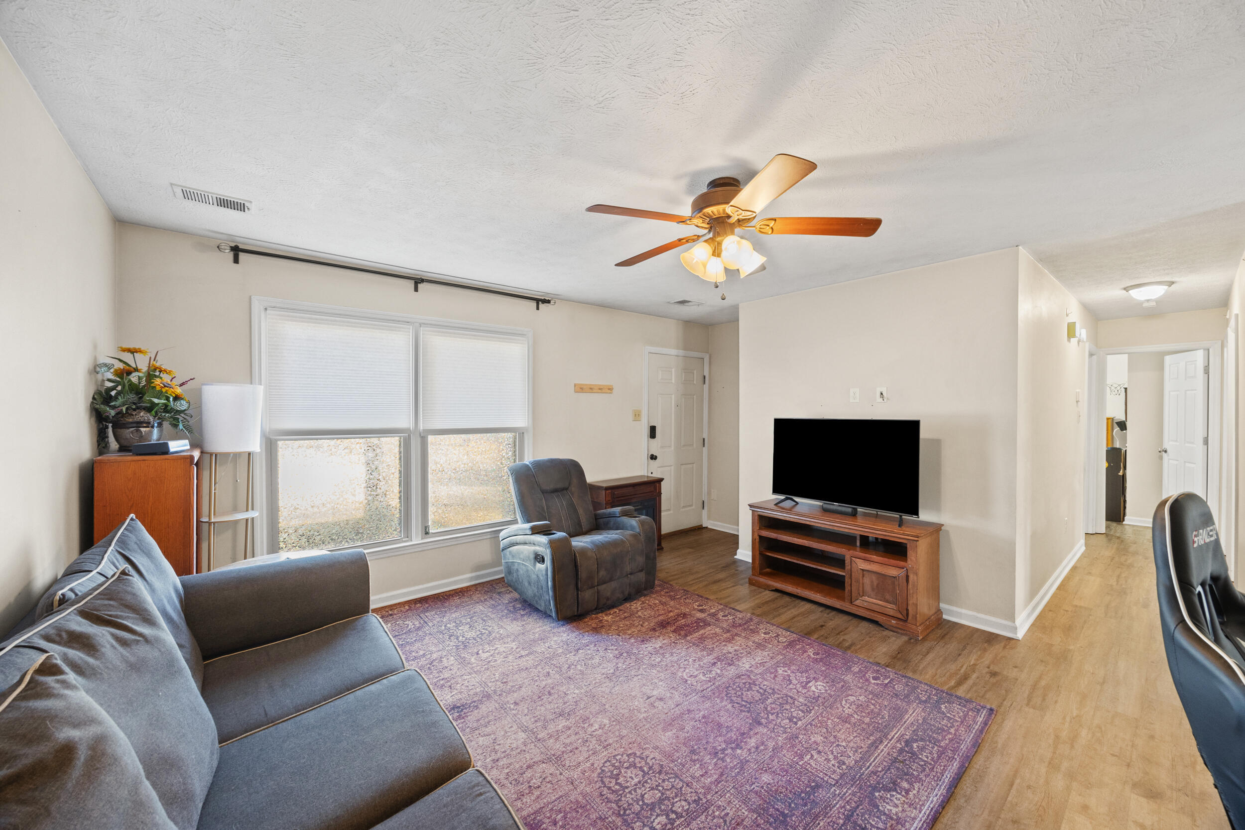 3400 Colonnade Drive