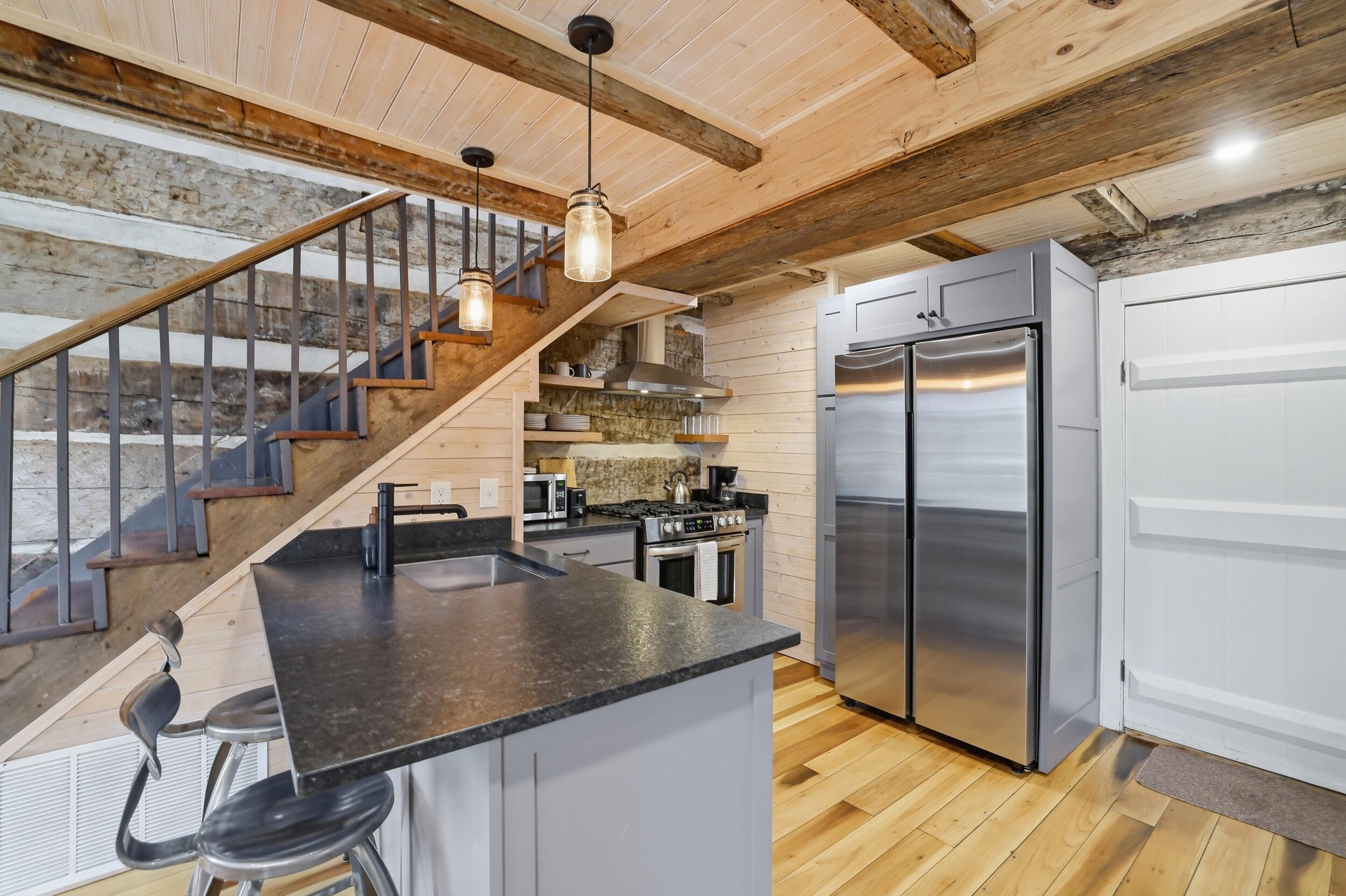 202 E Walnut Street