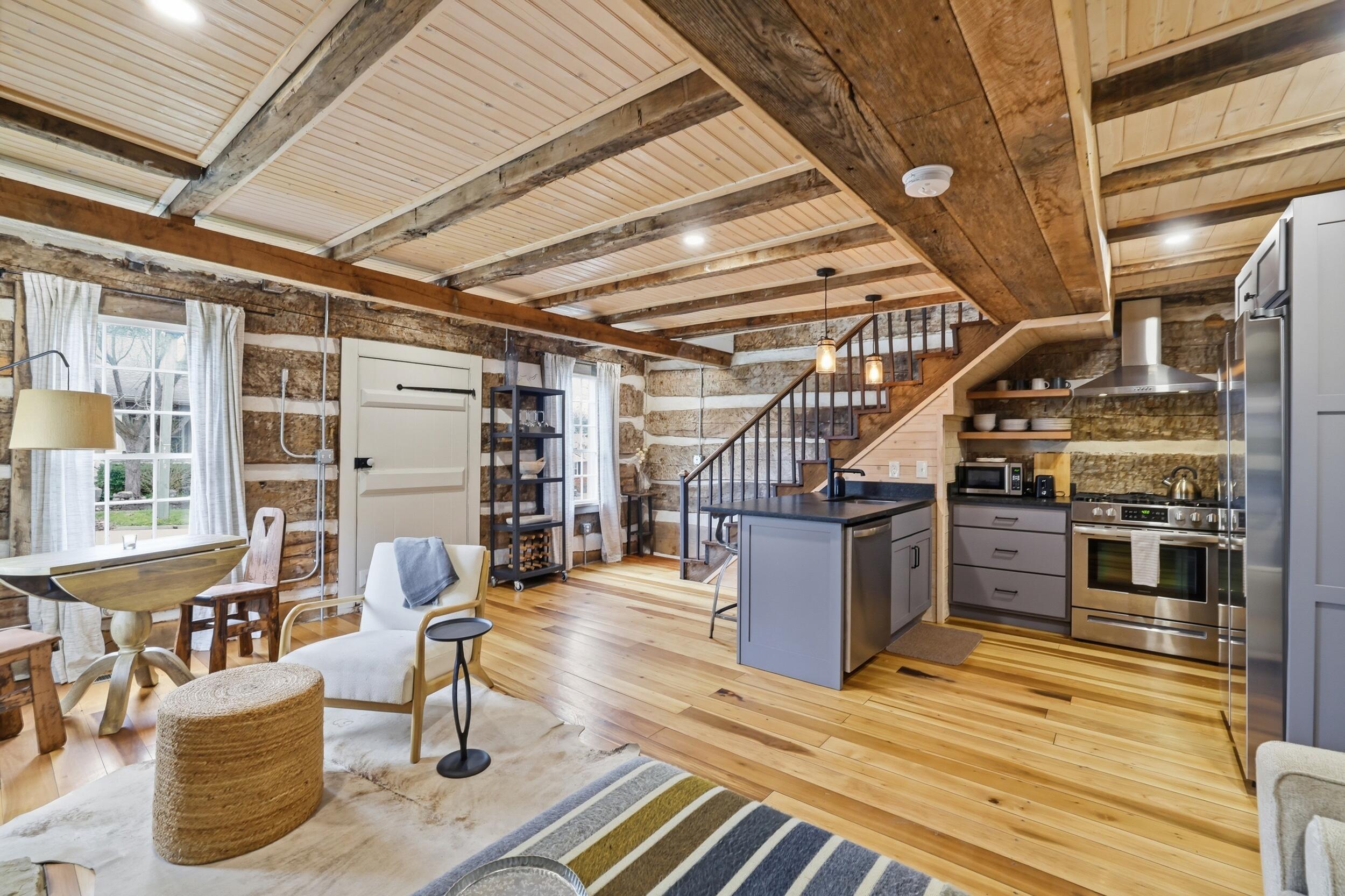 202 E Walnut Street