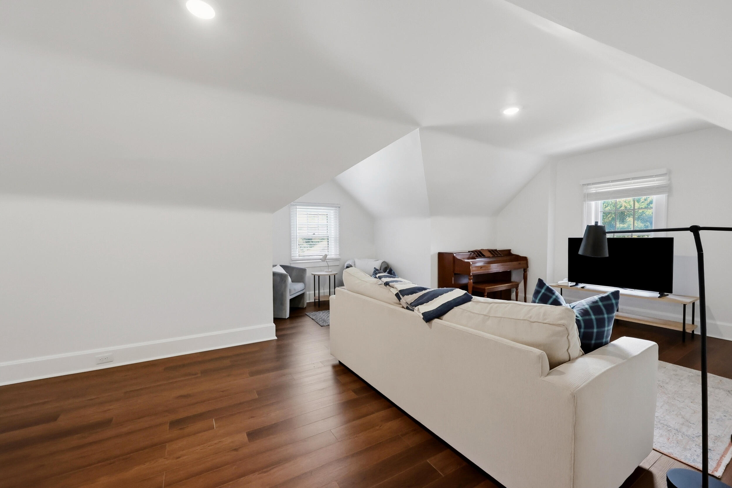 304-306 Ridgeway Road