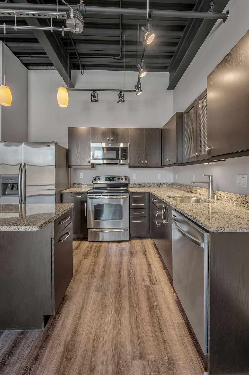 350 E Short Street 307