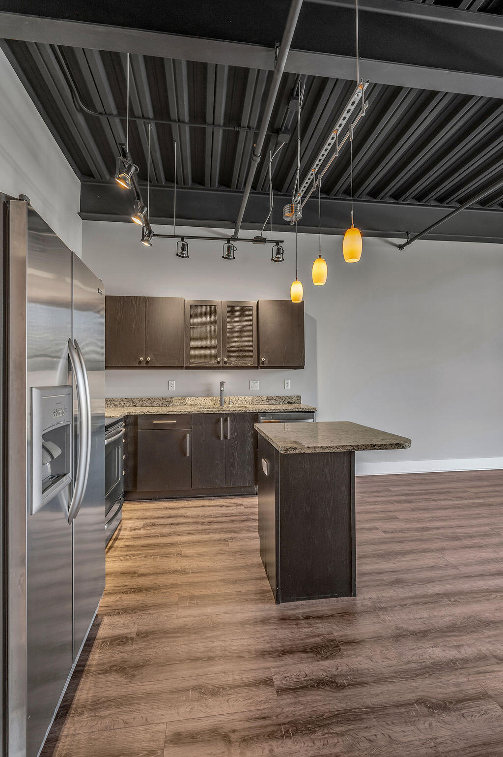 350 E Short Street 307