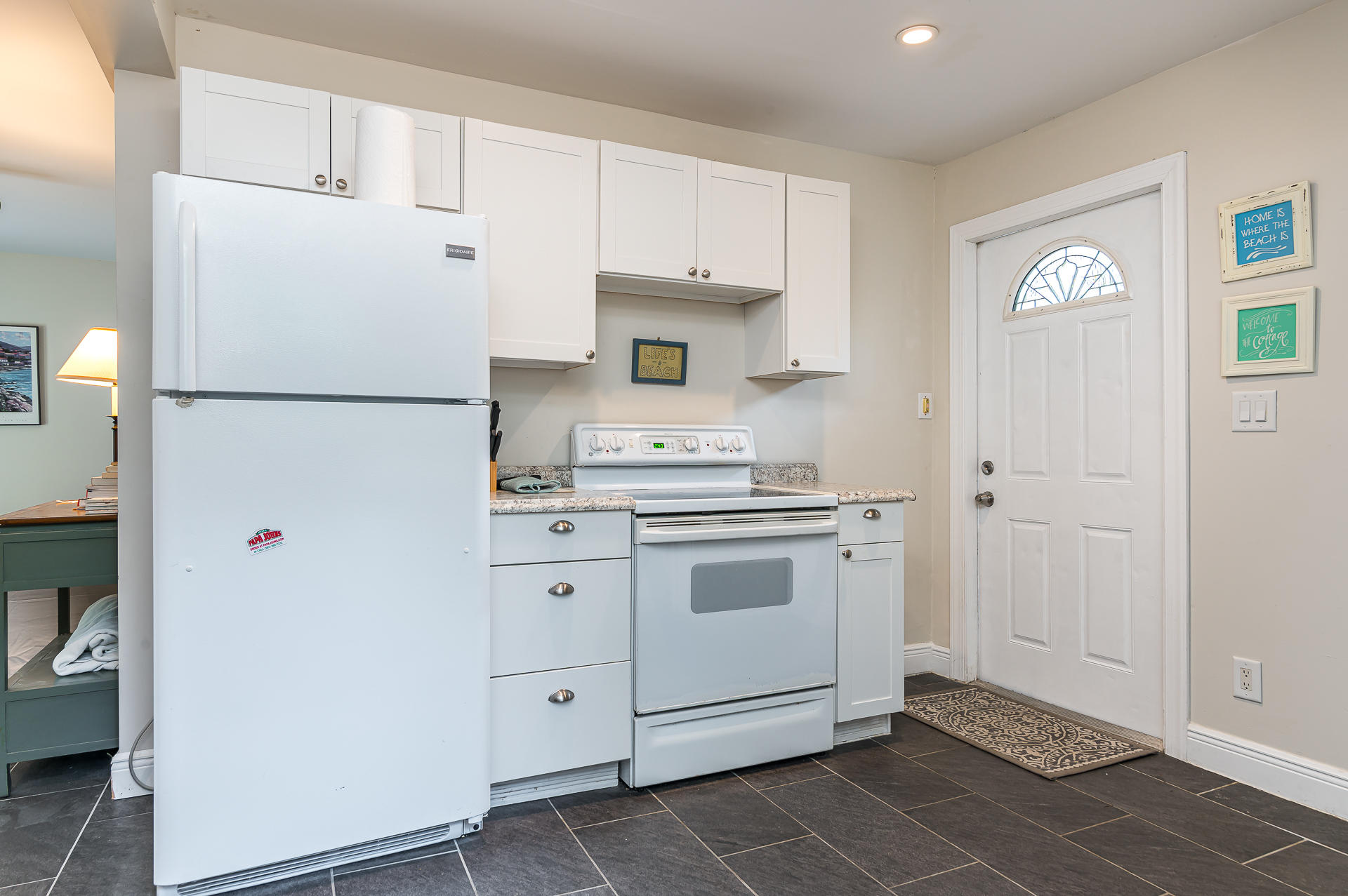 740 S Lake Avenue Ch